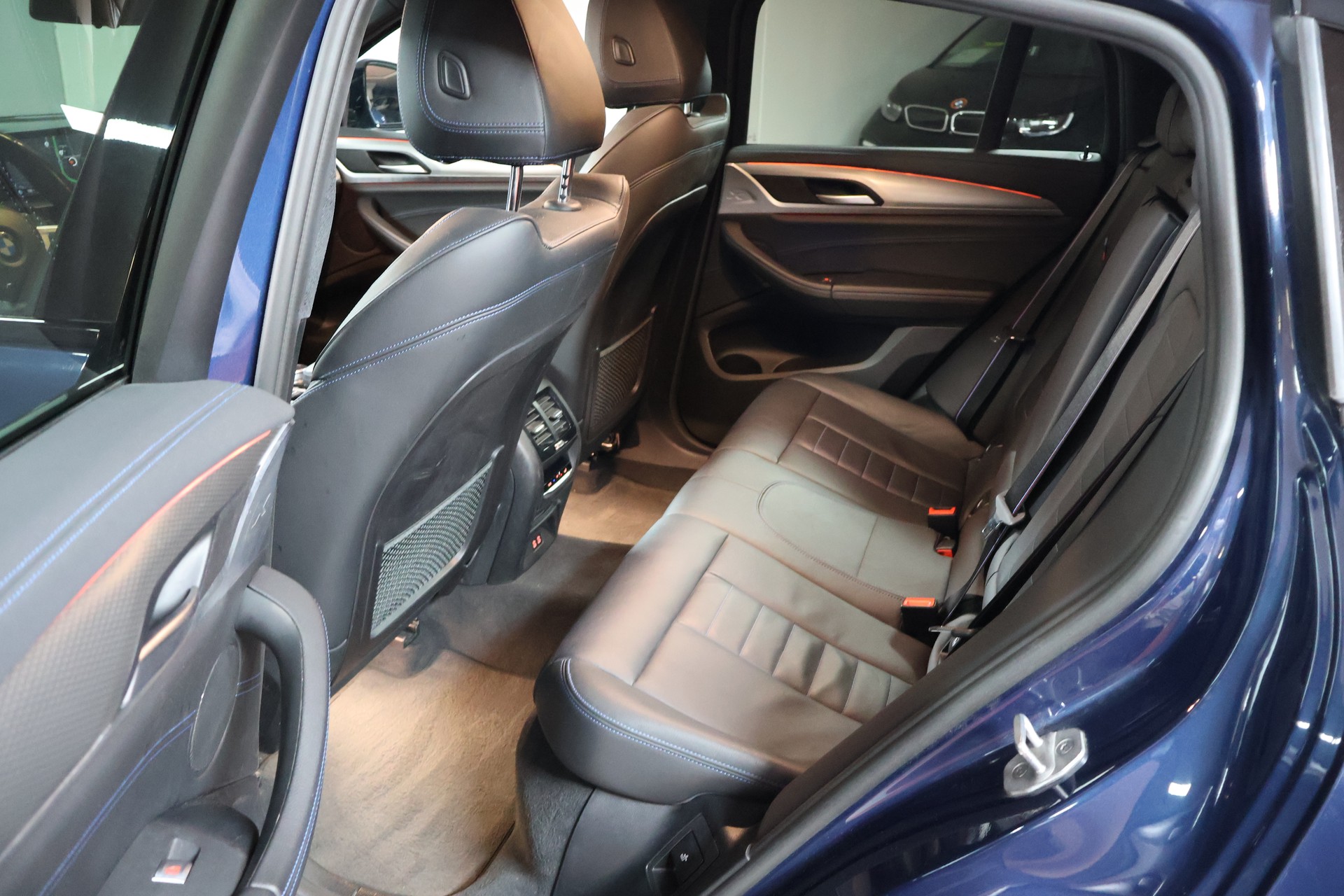 BMW X4 xDrive 48V 20d M Sport Steptronic-image-18