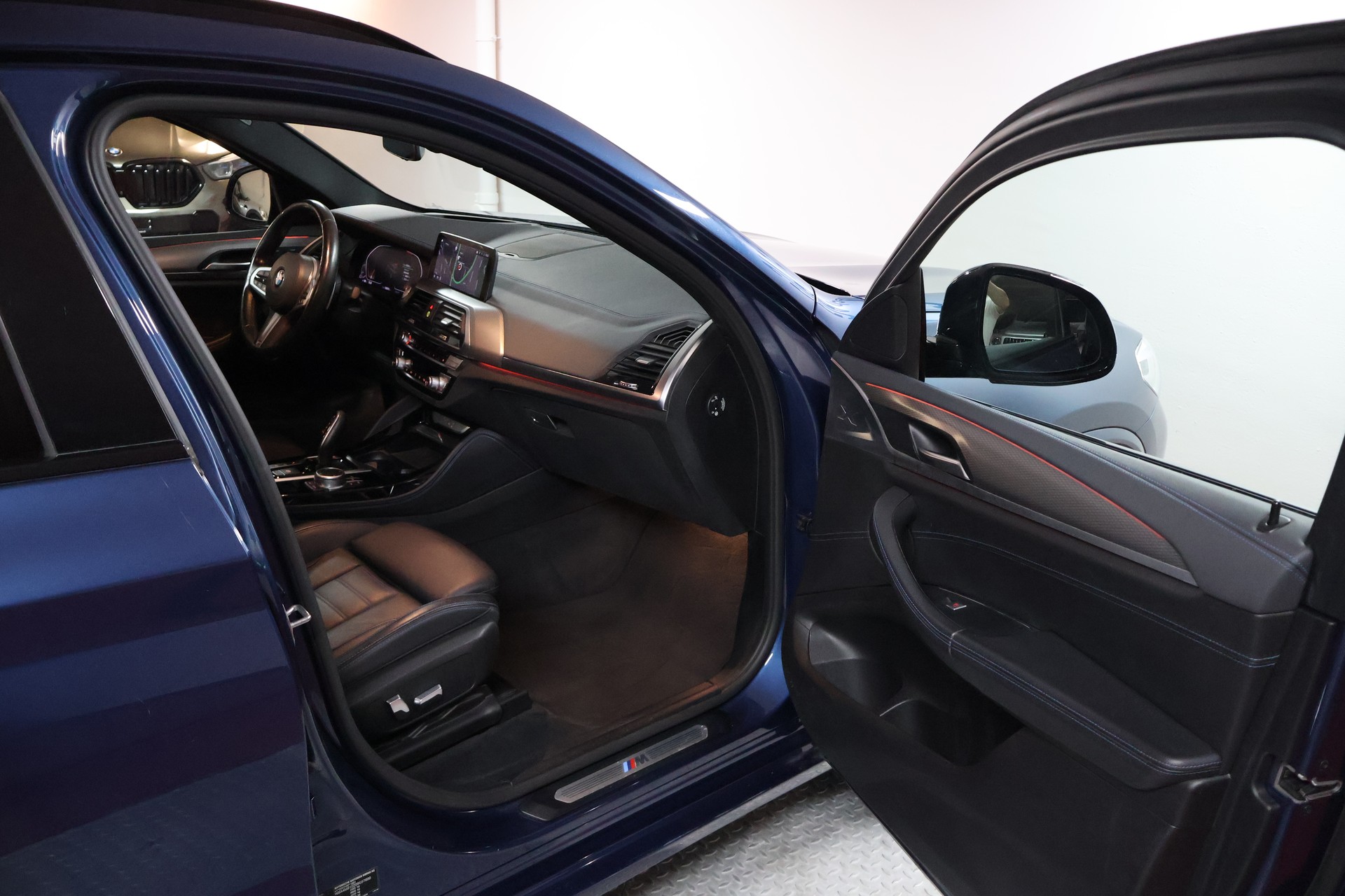 BMW X4 xDrive 48V 20d M Sport Steptronic-image-14
