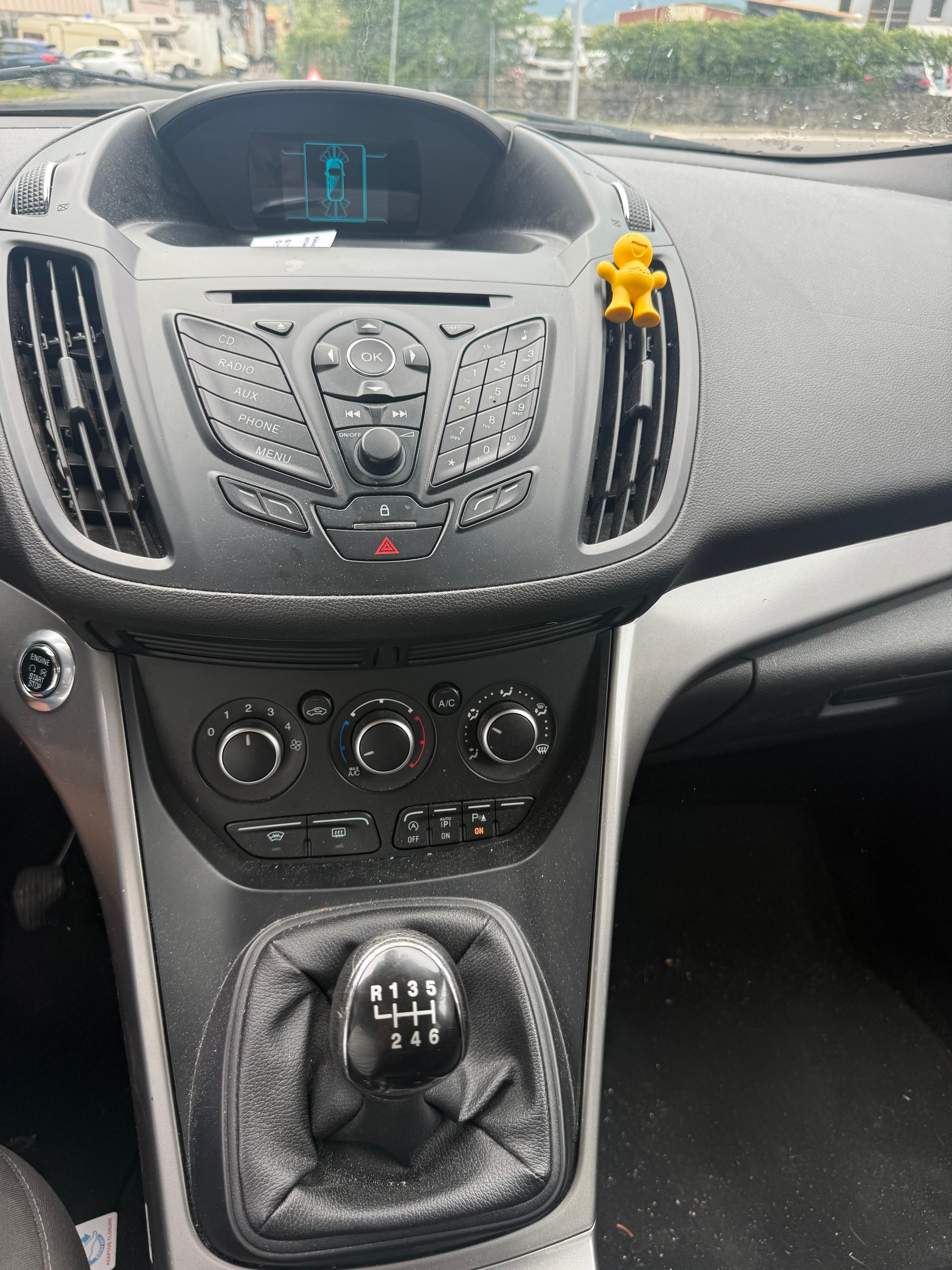 FORD Kuga 2.0 TDCi Carving 4WD-image-6