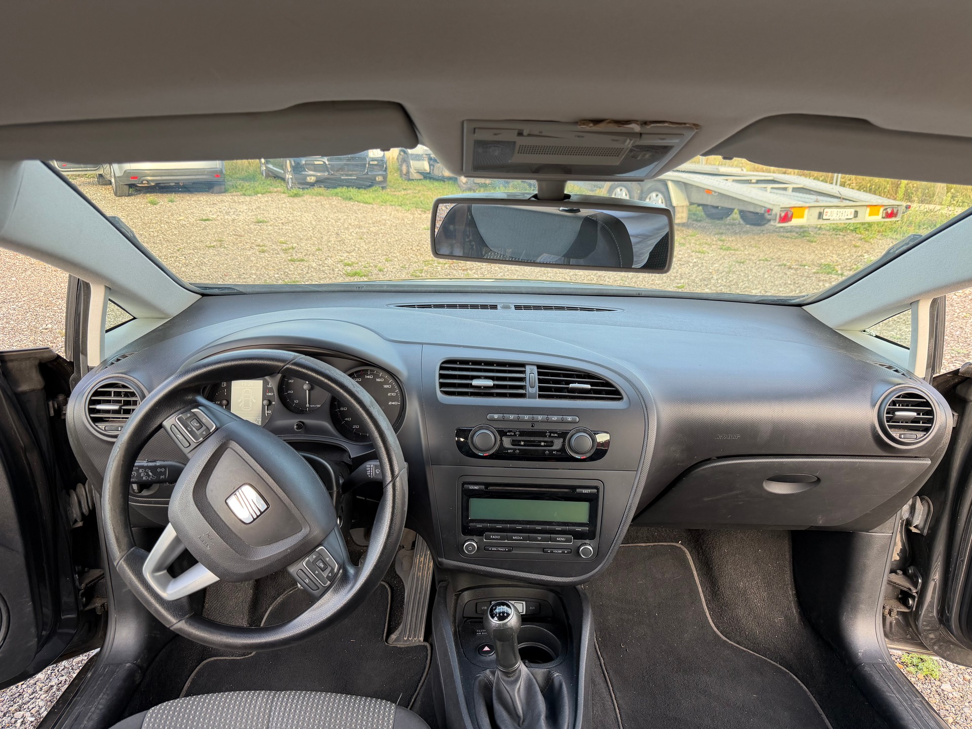 SEAT 1.4 TSI cupo style-image-6