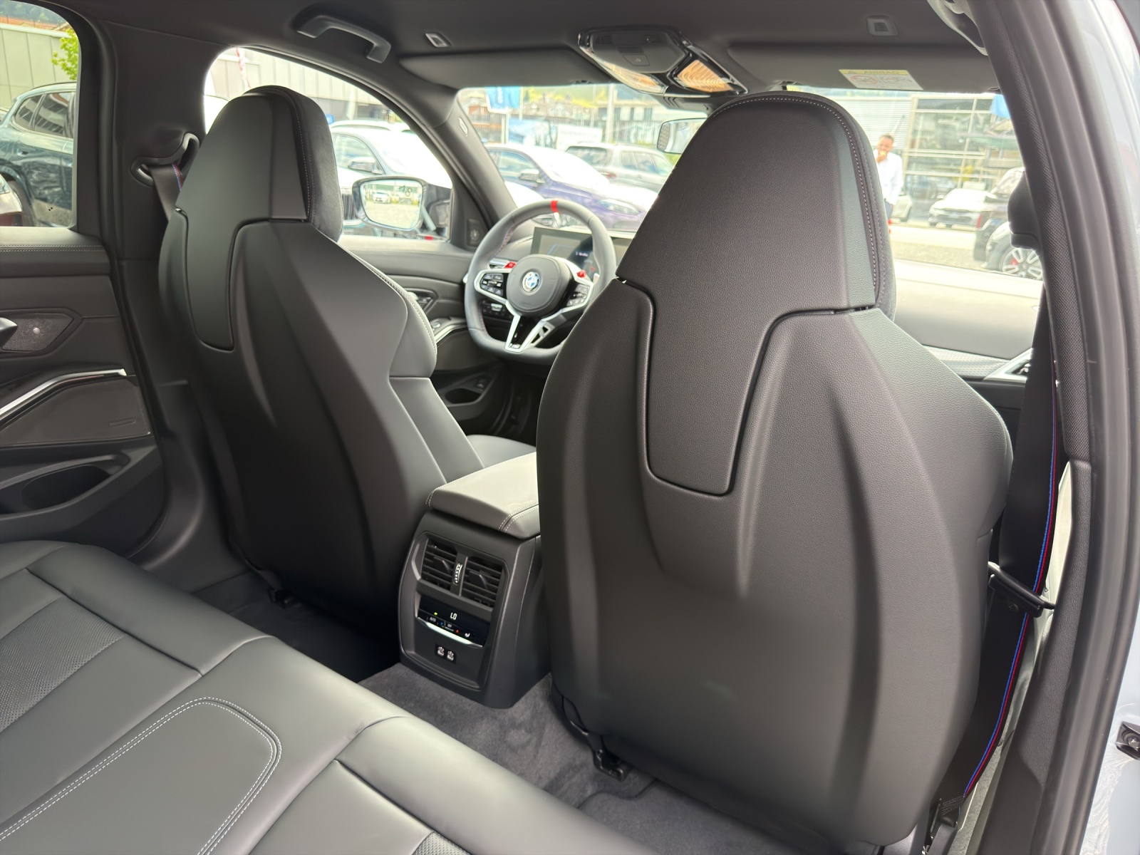 BMW M3 Touring xDrive Competition M-image-22