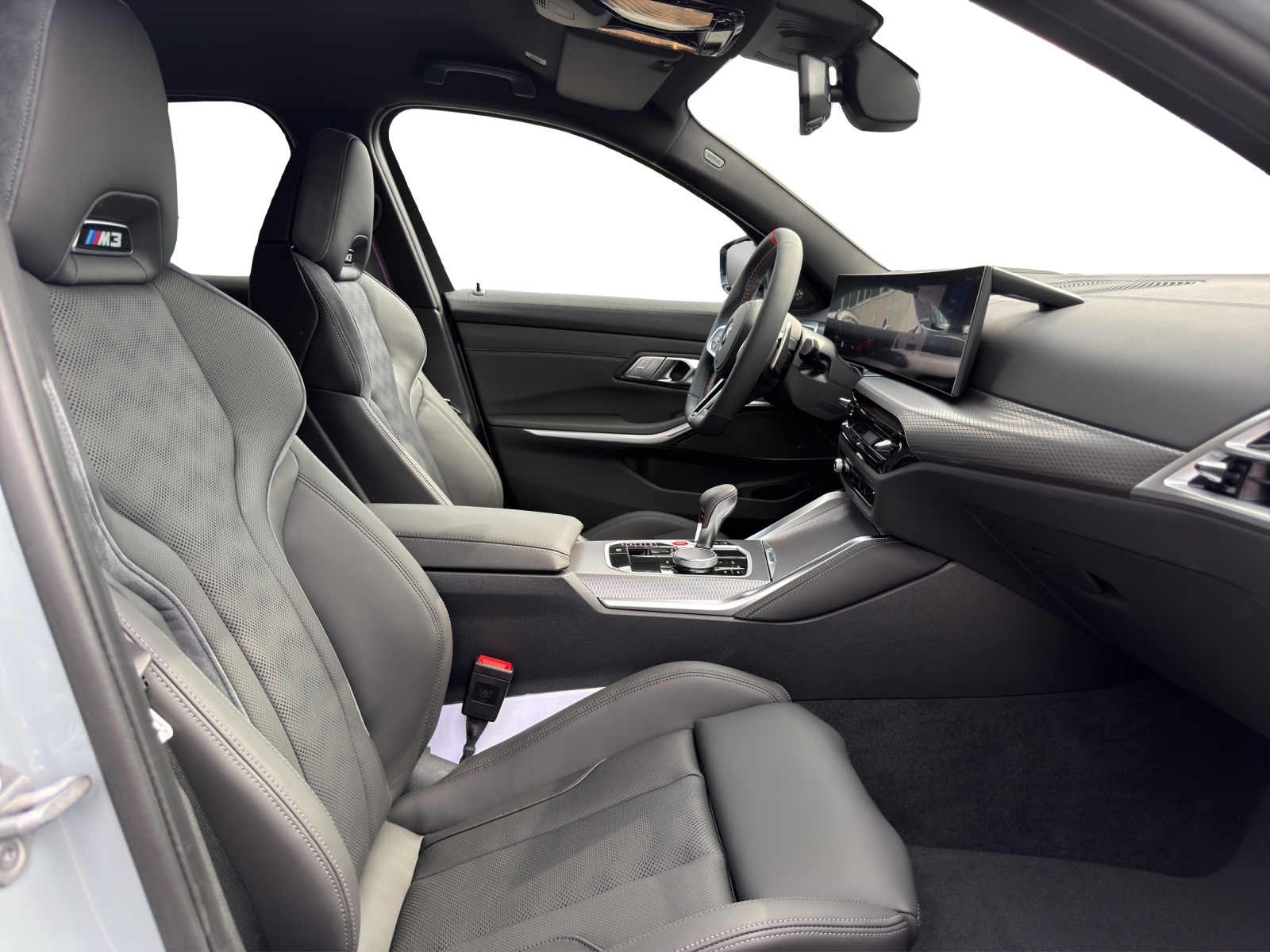 BMW M3 Touring xDrive Competition M-image-14
