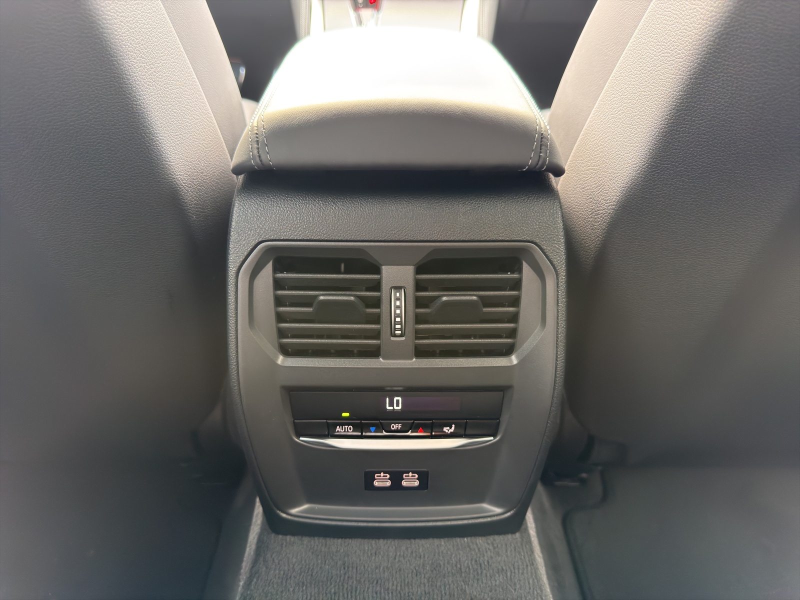 BMW M3 Touring xDrive Competition M-image-20