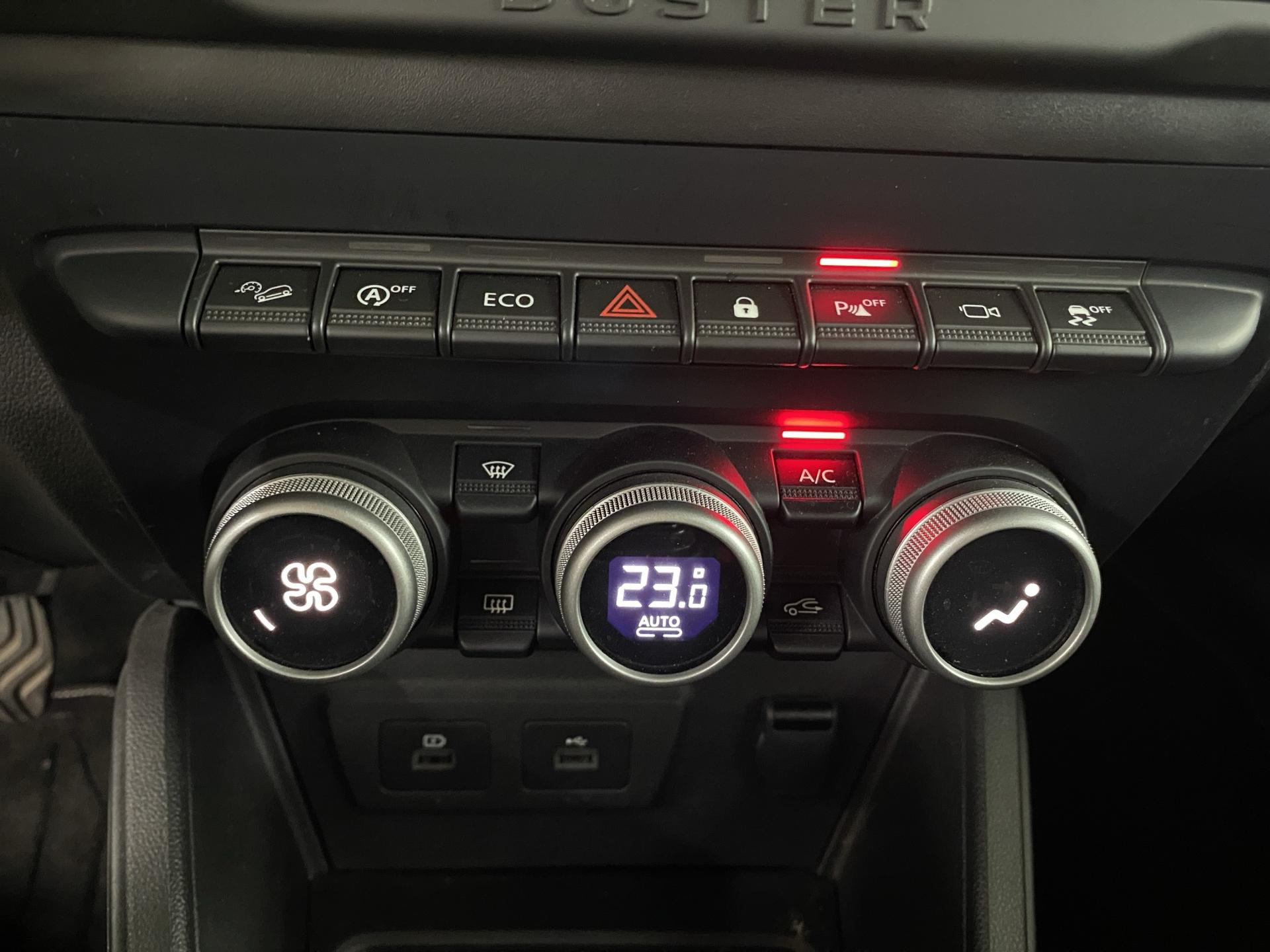 DACIA Duster TCe 150 Journey+ 4x4-image-19