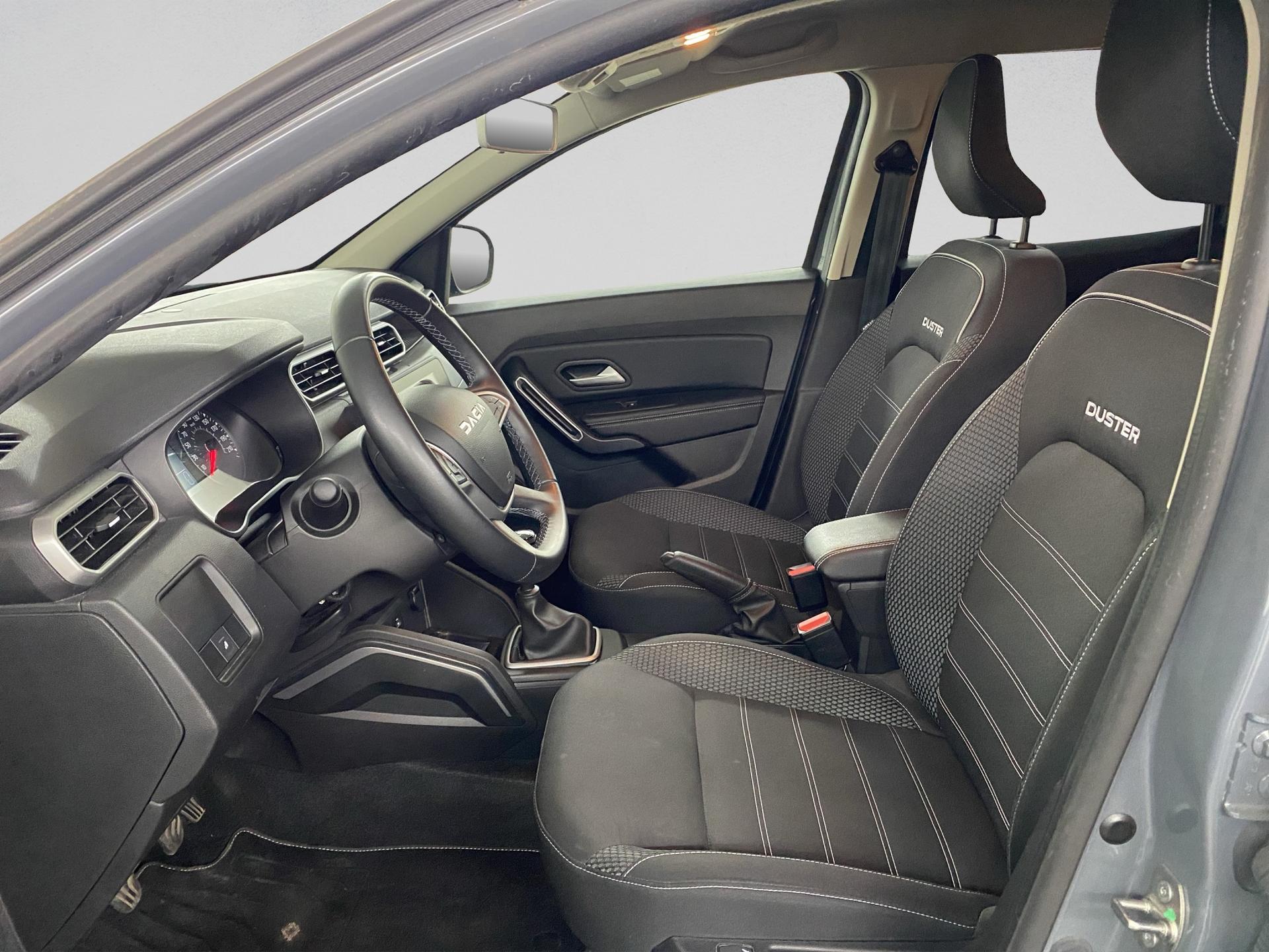 DACIA Duster TCe 150 Journey+ 4x4-image-6