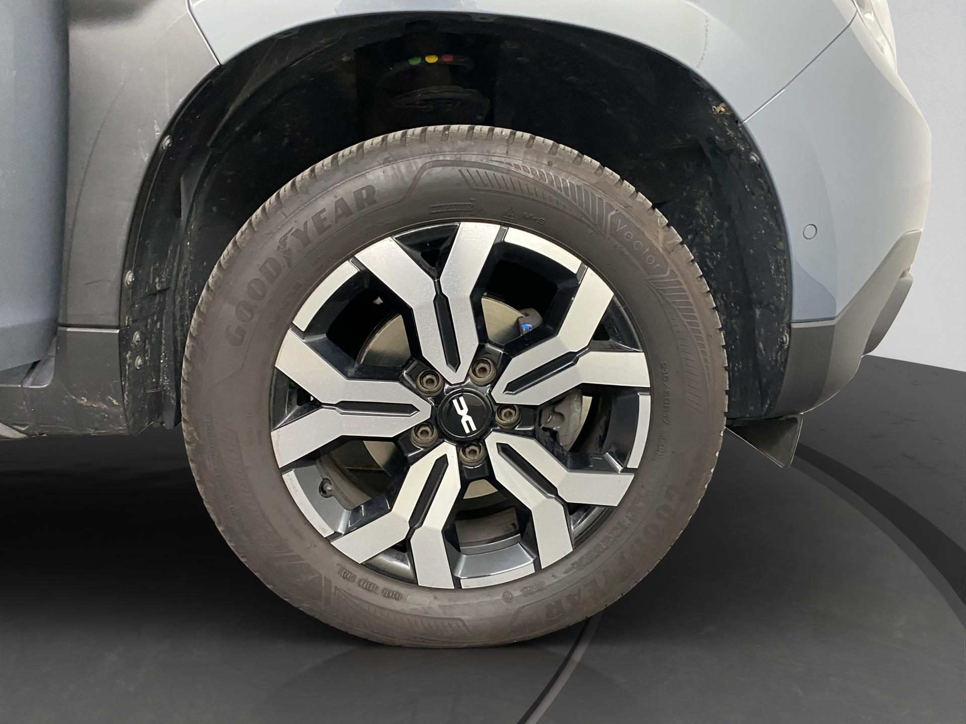 DACIA Duster TCe 150 Journey+ 4x4-image-15
