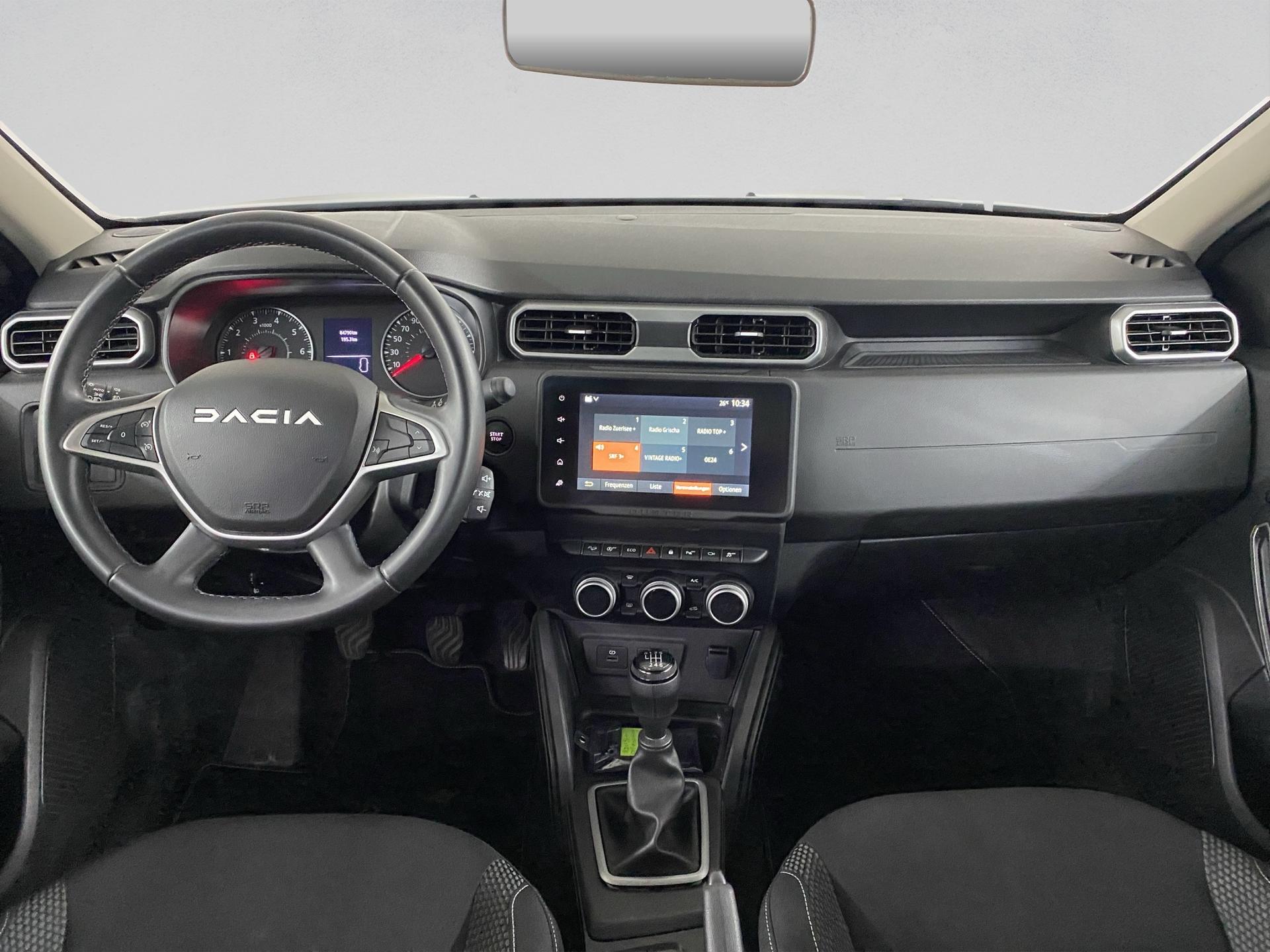 DACIA Duster TCe 150 Journey+ 4x4-image-11
