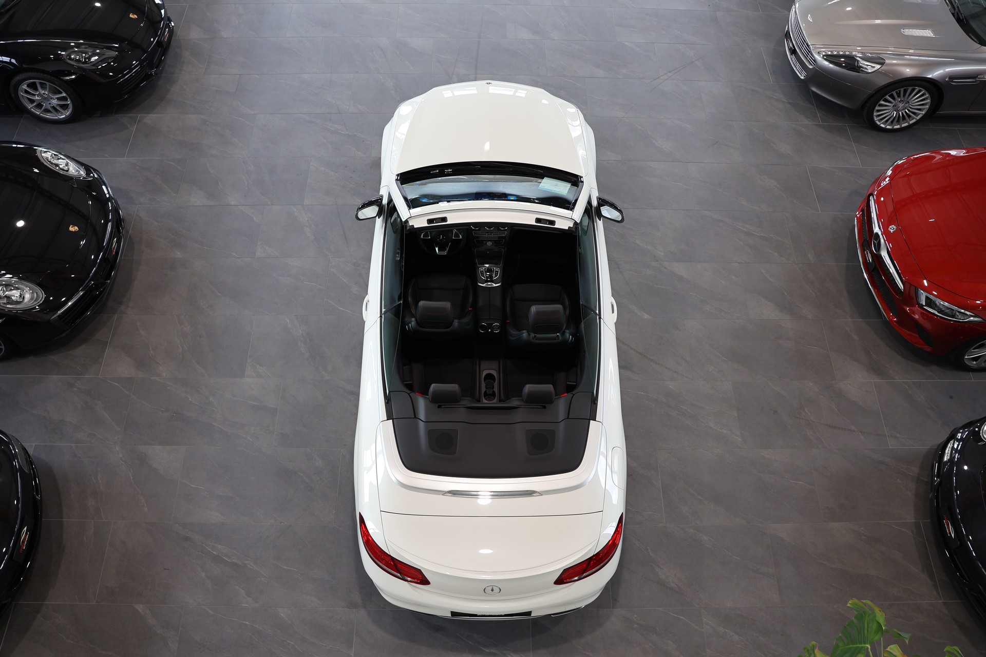 MERCEDES-BENZ C 43 Cabriolet AMG 4Matic 9G-Tronic-image-7