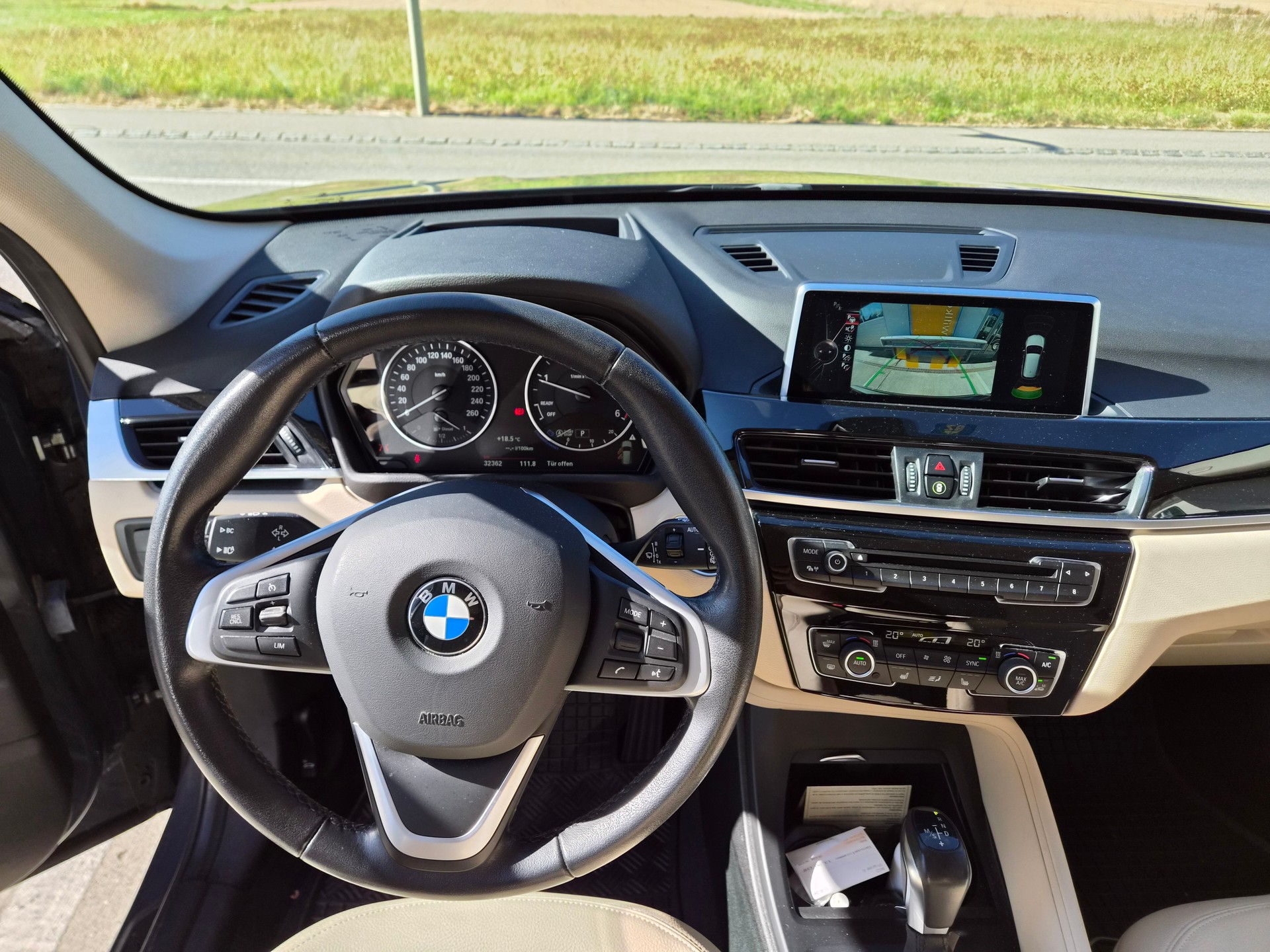 BMW X1 xDrive 18d xLine Steptronic-image-8