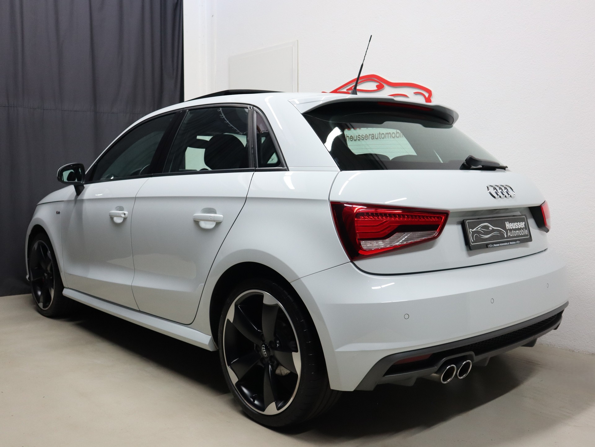 AUDI A1 Sportback 1.4 TFSI Sport S-Line S-tronic - Panorama - Navi - Bi-Xenon - Leder/Alcantara - Keyless - 140 PS-image-3