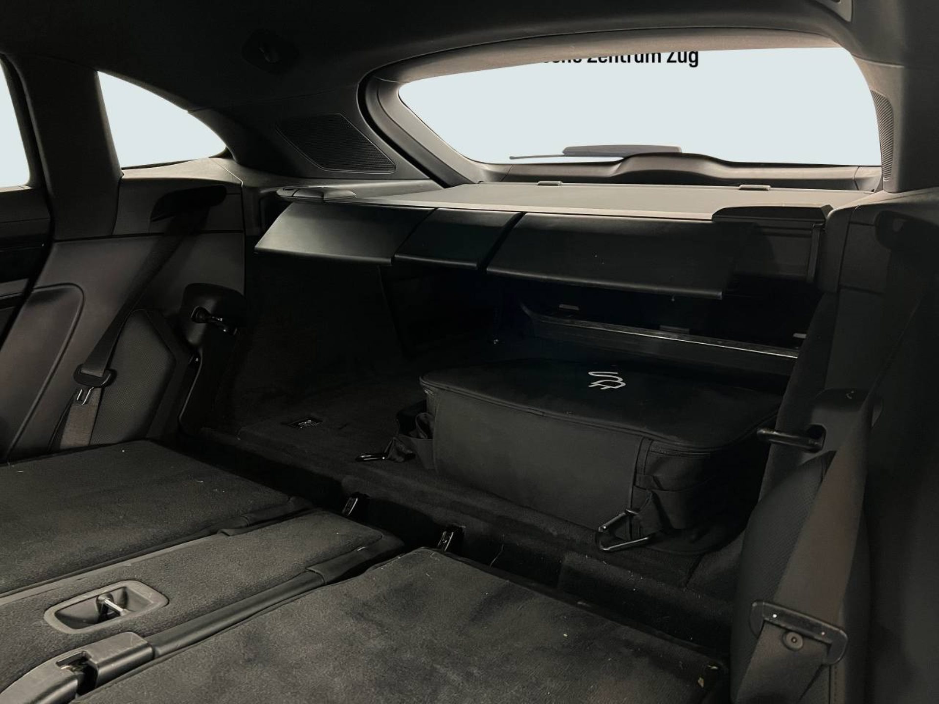 PORSCHE Panamera 4 E-Hybrid Sport Turismo-image-23