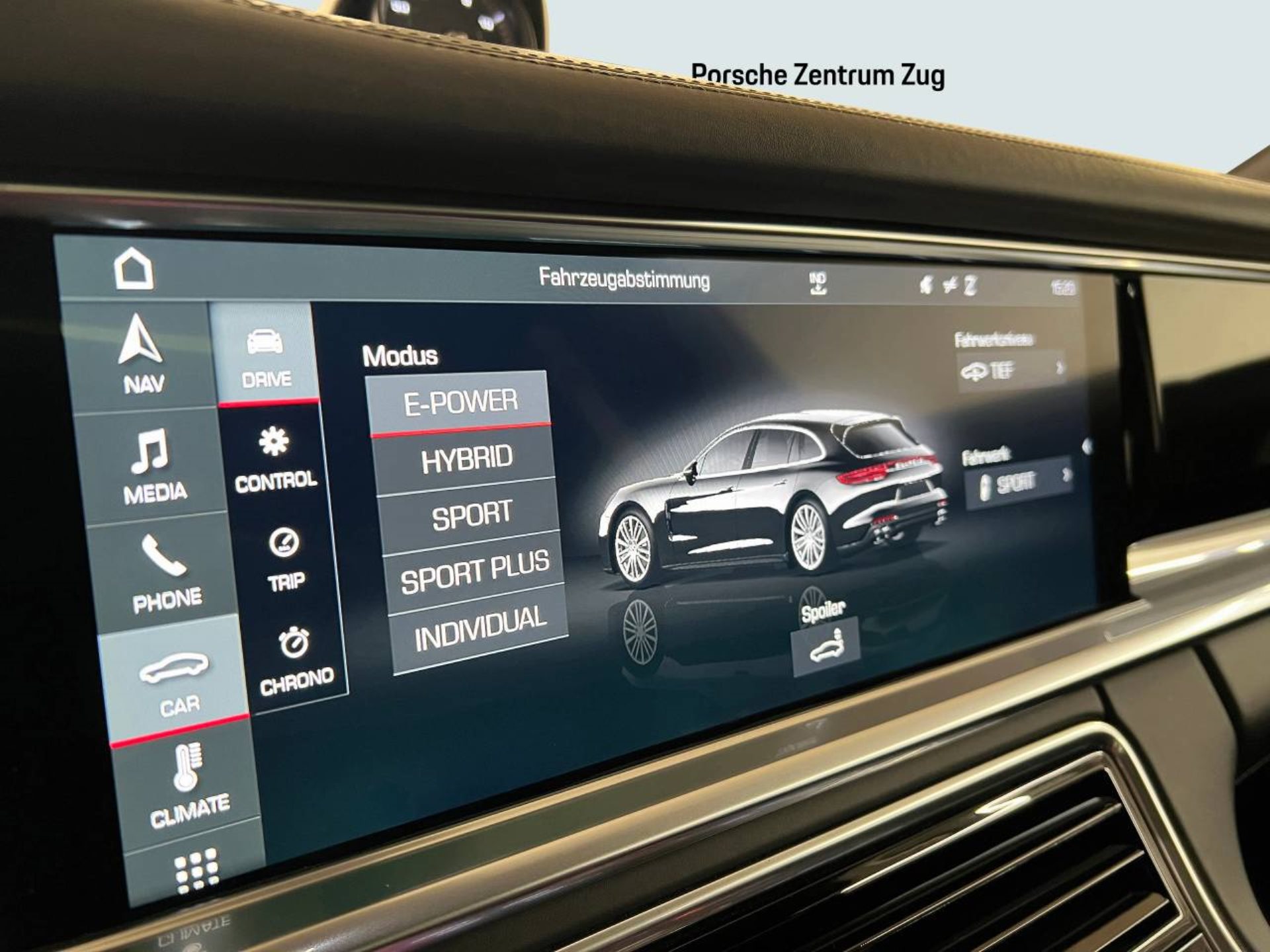 PORSCHE Panamera 4 E-Hybrid Sport Turismo-image-28