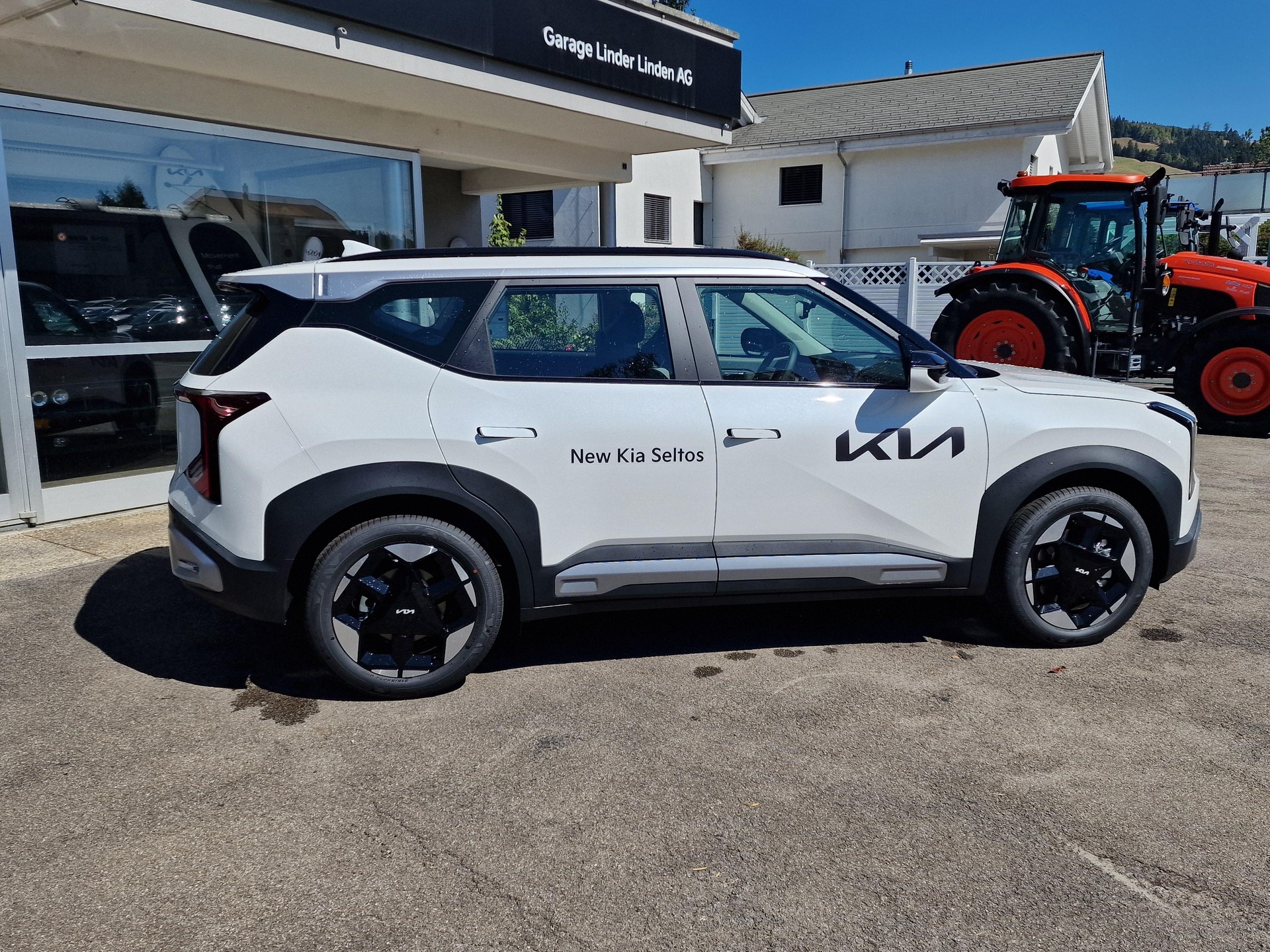 KIA Seltos 1.6 T-GDi Style-showroom-element-1
