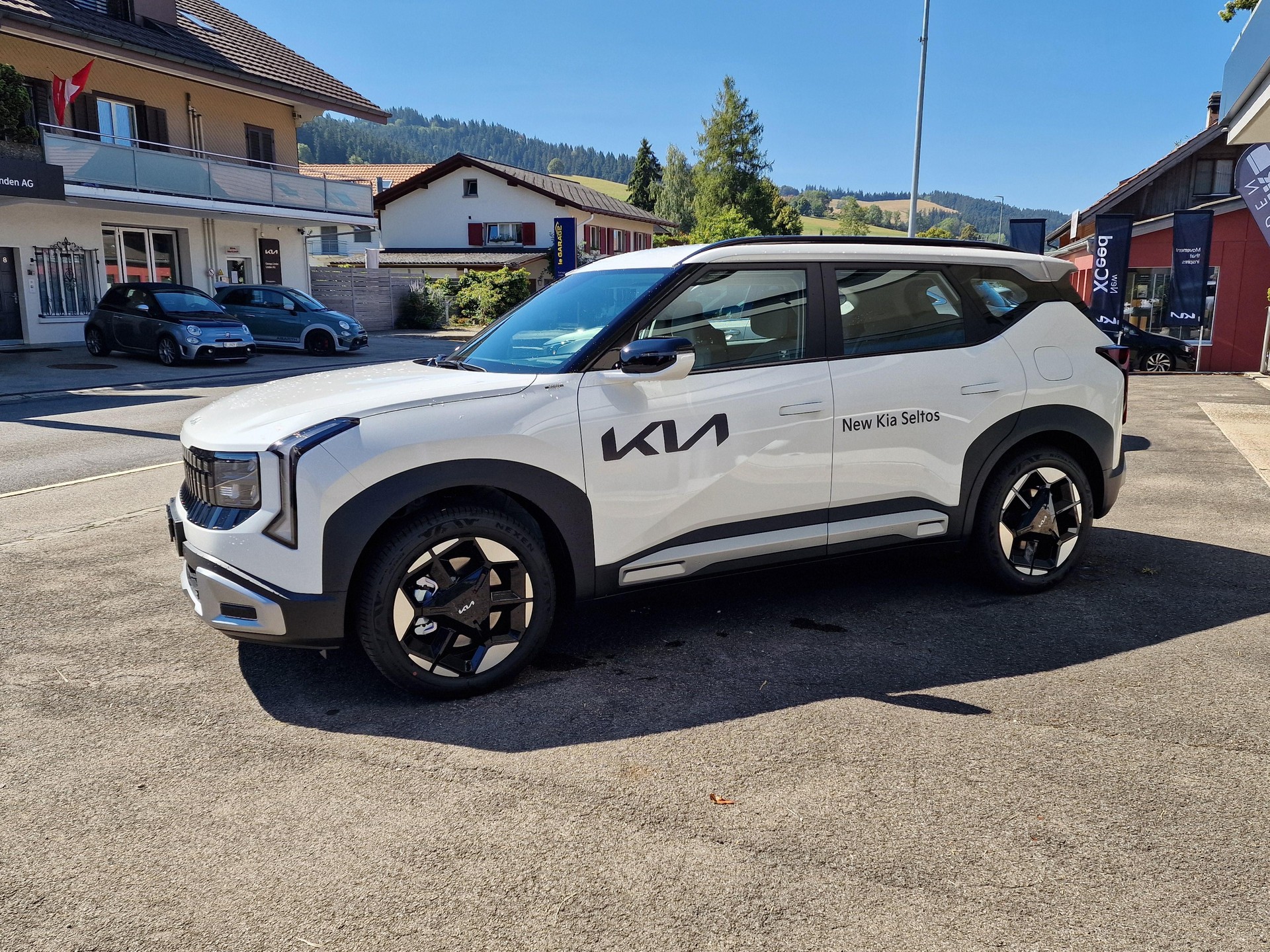 KIA Seltos 1.6 T-GDi Style-image-4
