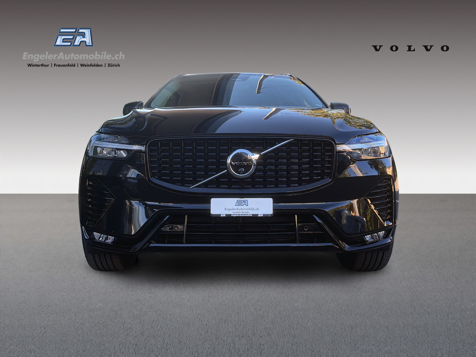VOLVO XC60 B5 Benzin Mild Hybrid AWD Plus Dark Geartronic-image-1