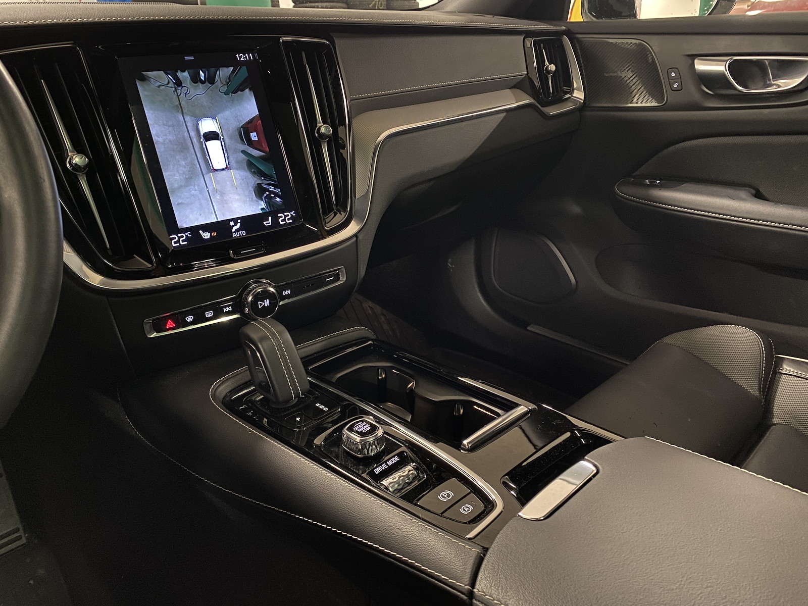 VOLVO V60 2.0 T8 TE Polestar eAWD-image-10