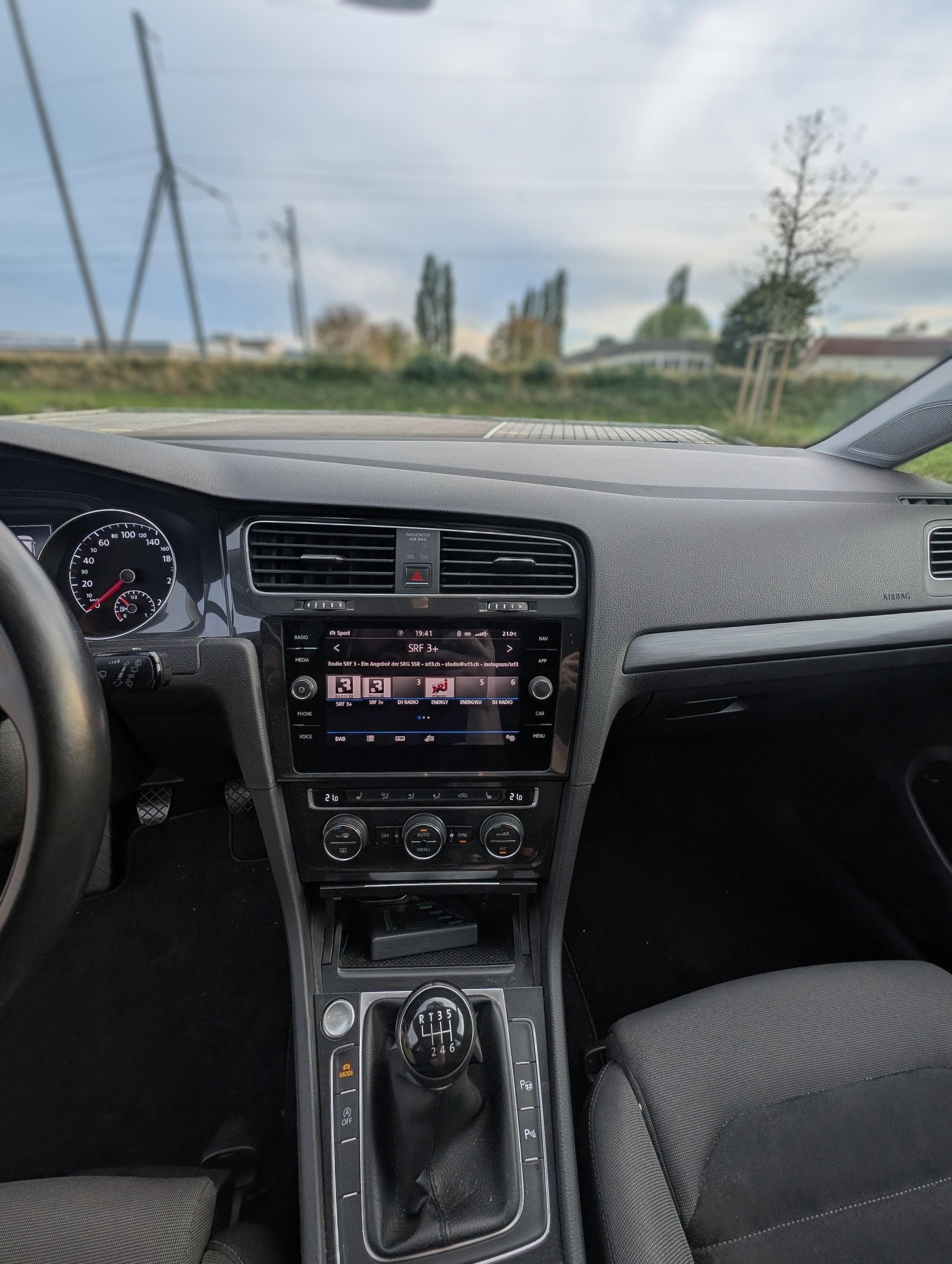 VW 1.4 TSI R-Line-image-8