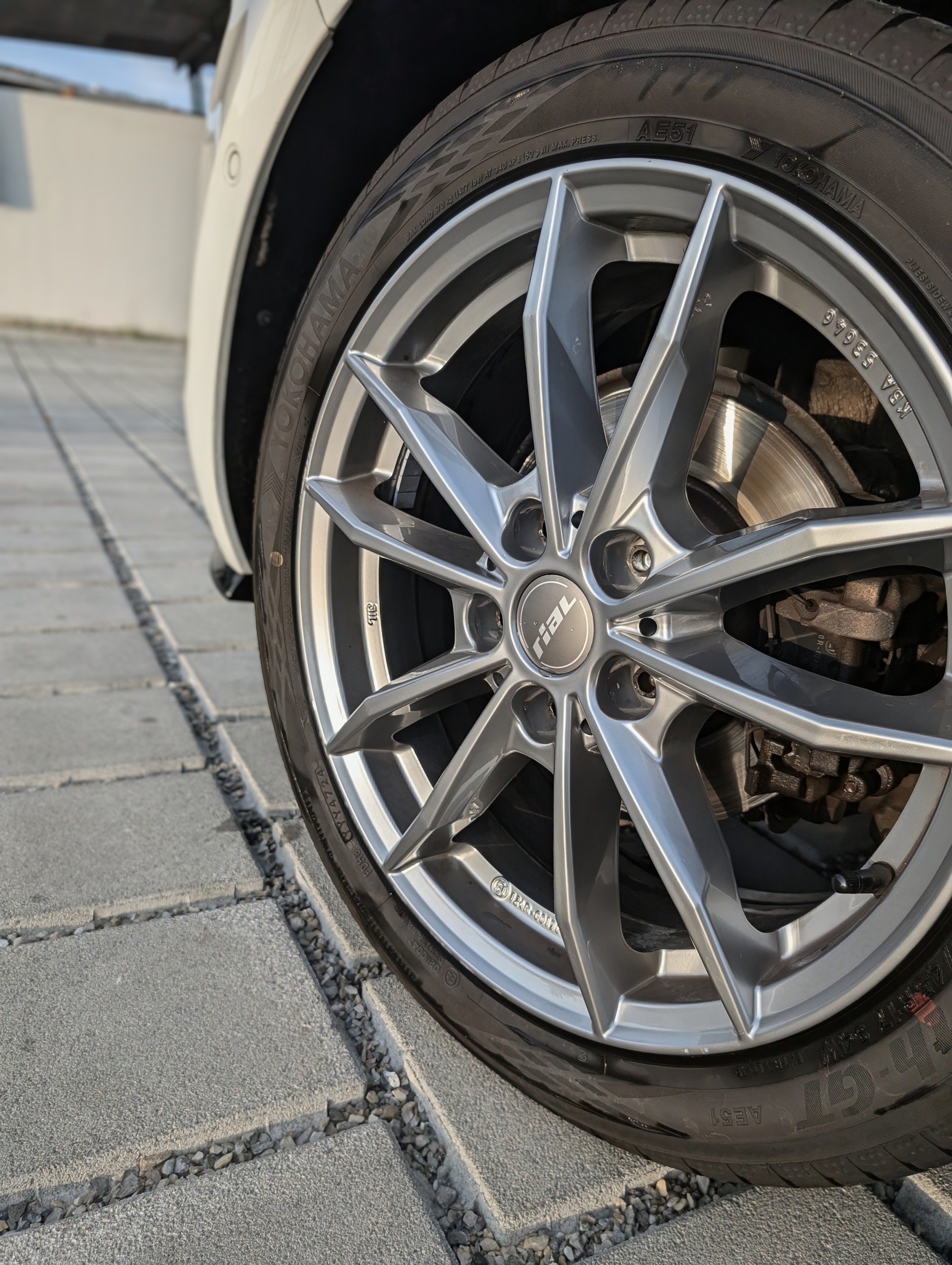 VW 1.4 TSI R-Line-image-4