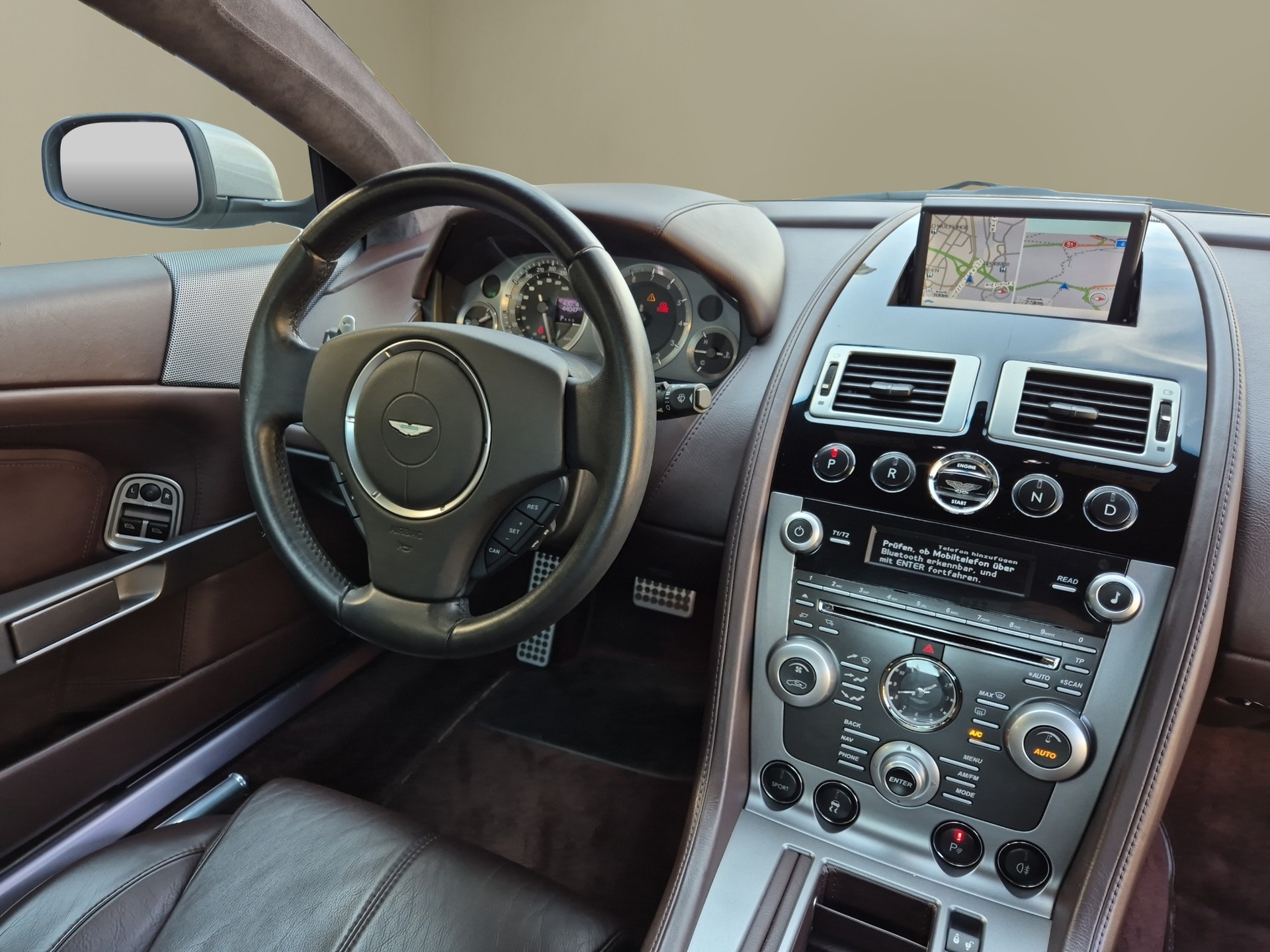 ASTON MARTIN DB9 Touchtronic 2-image-17
