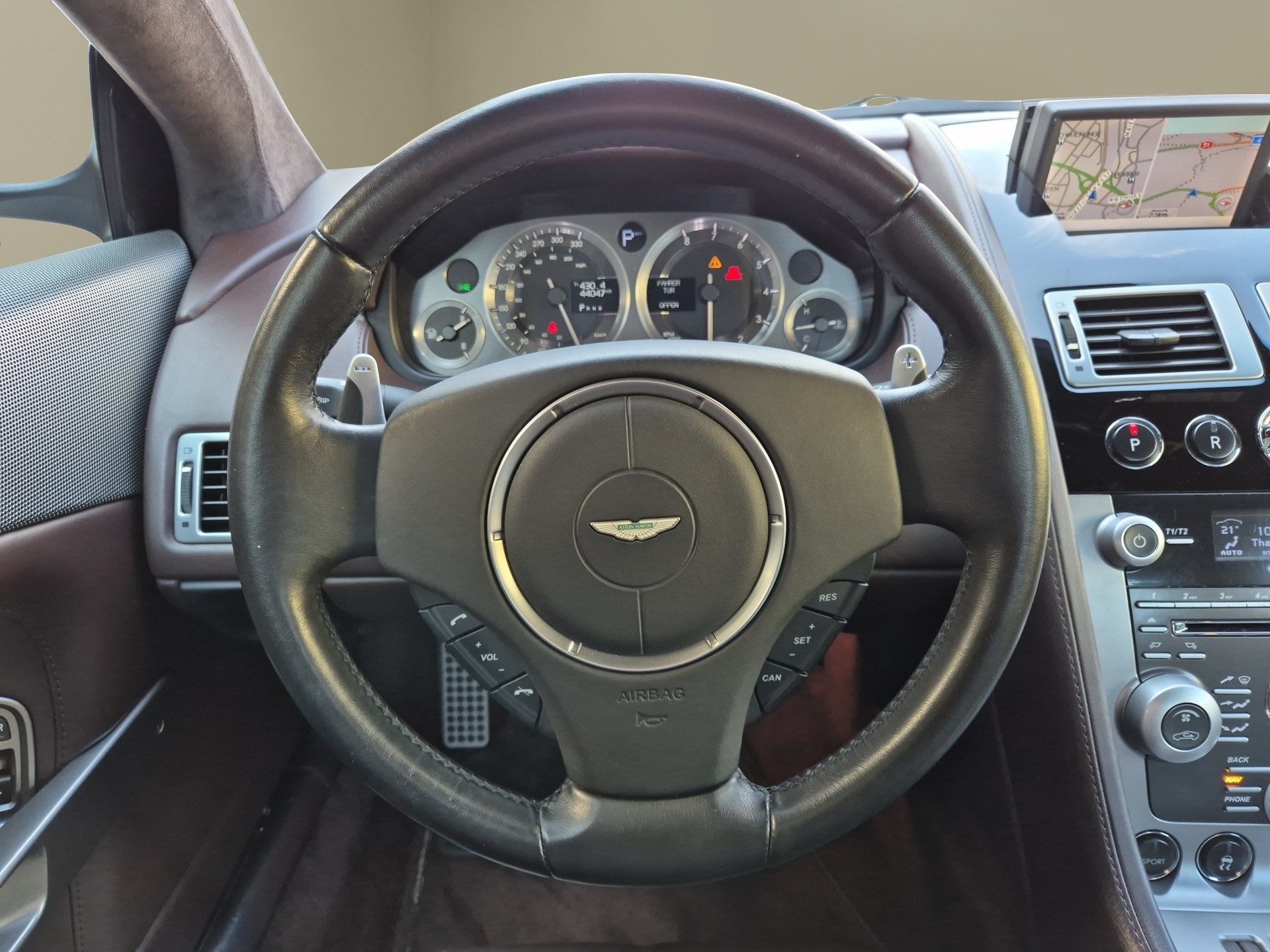 ASTON MARTIN DB9 Touchtronic 2-image-12