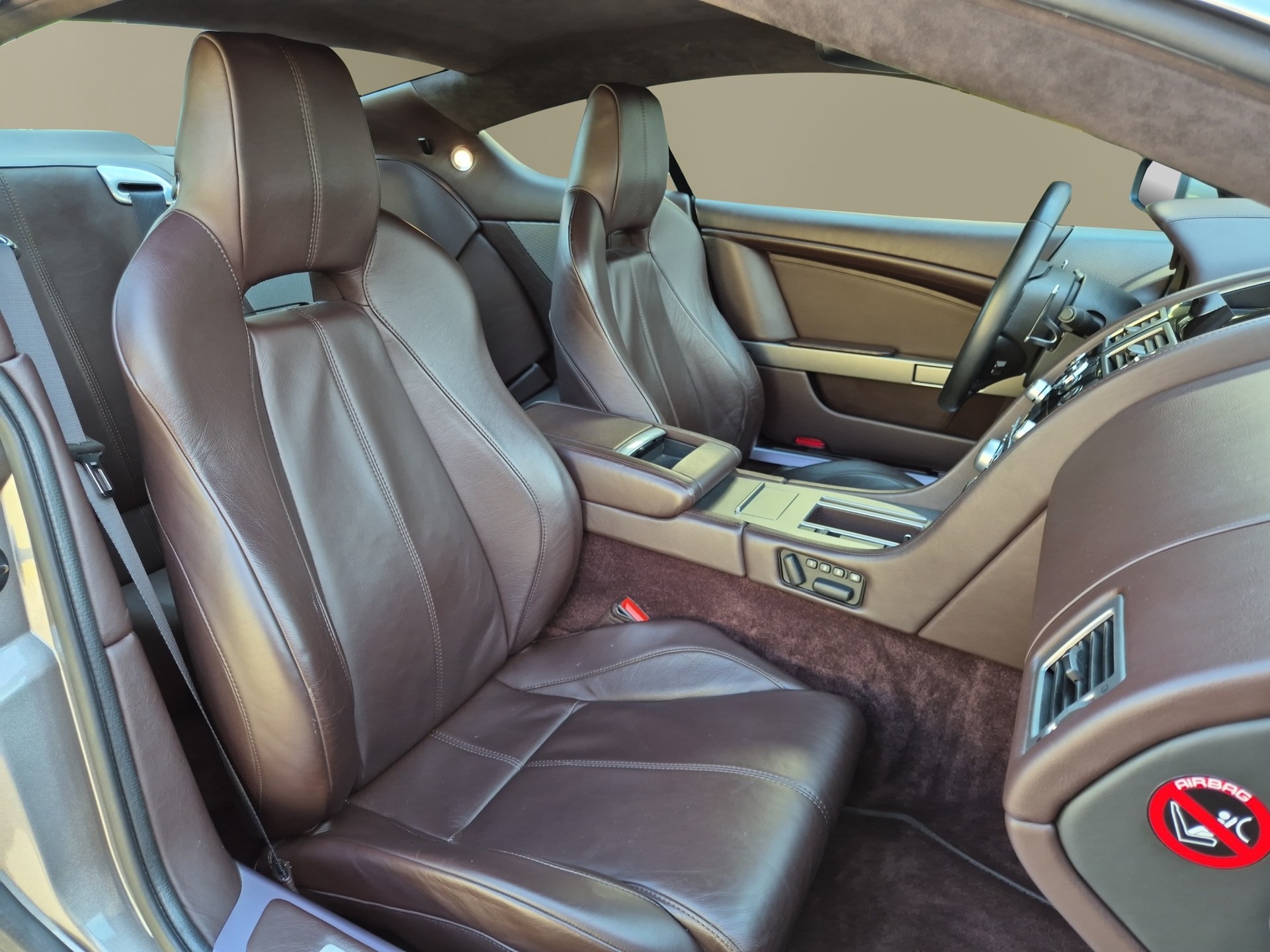 ASTON MARTIN DB9 Touchtronic 2-image-16