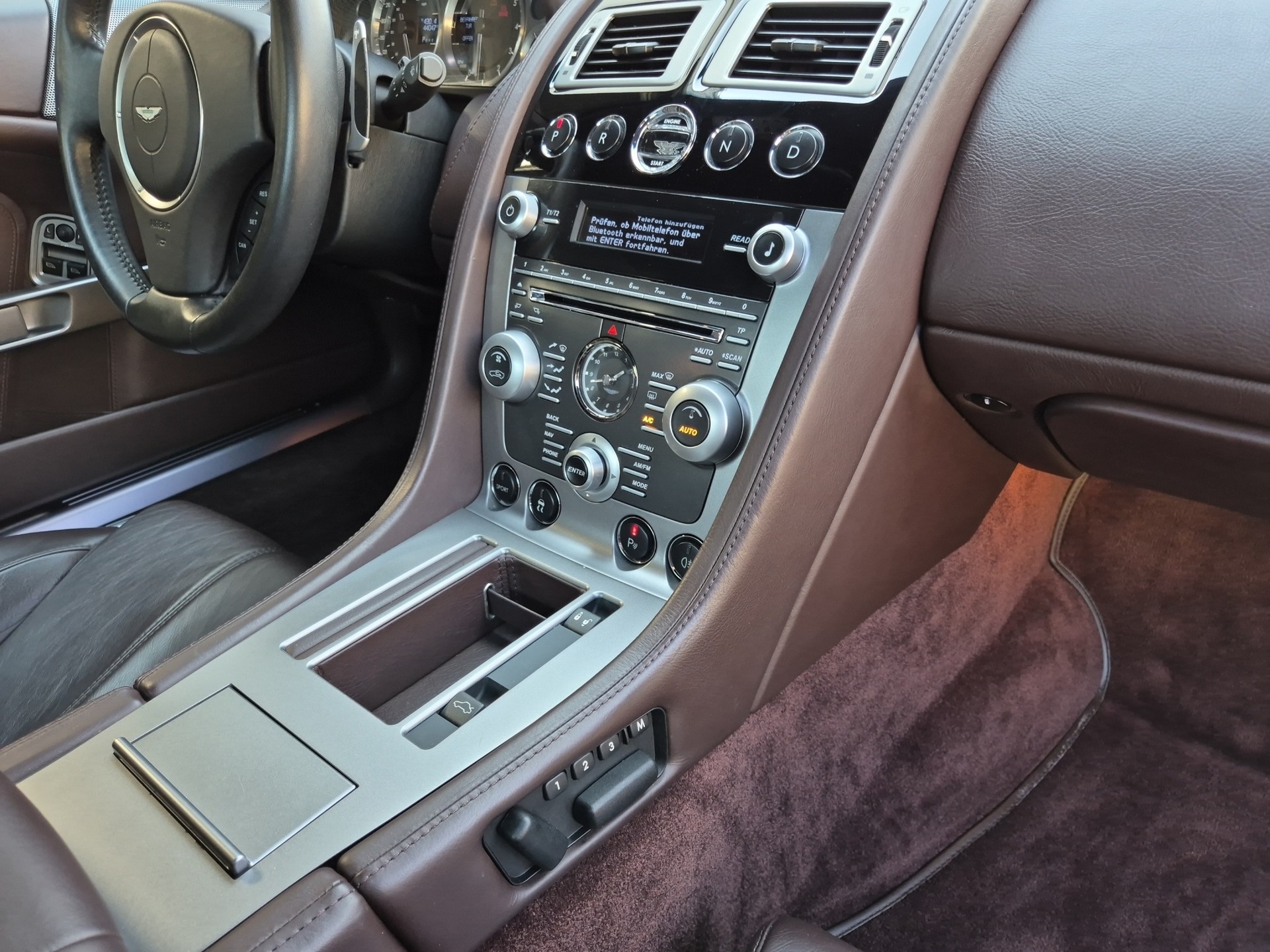 ASTON MARTIN DB9 Touchtronic 2-image-18