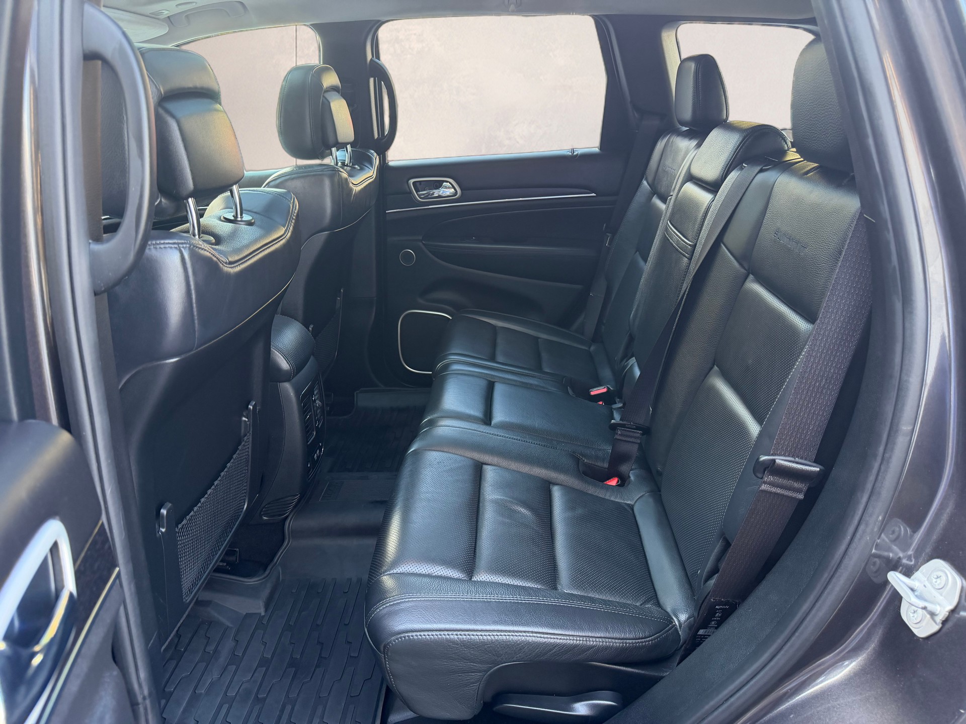 JEEP Grand Cherokee 3.0 CRD Summit Automatic-image-17