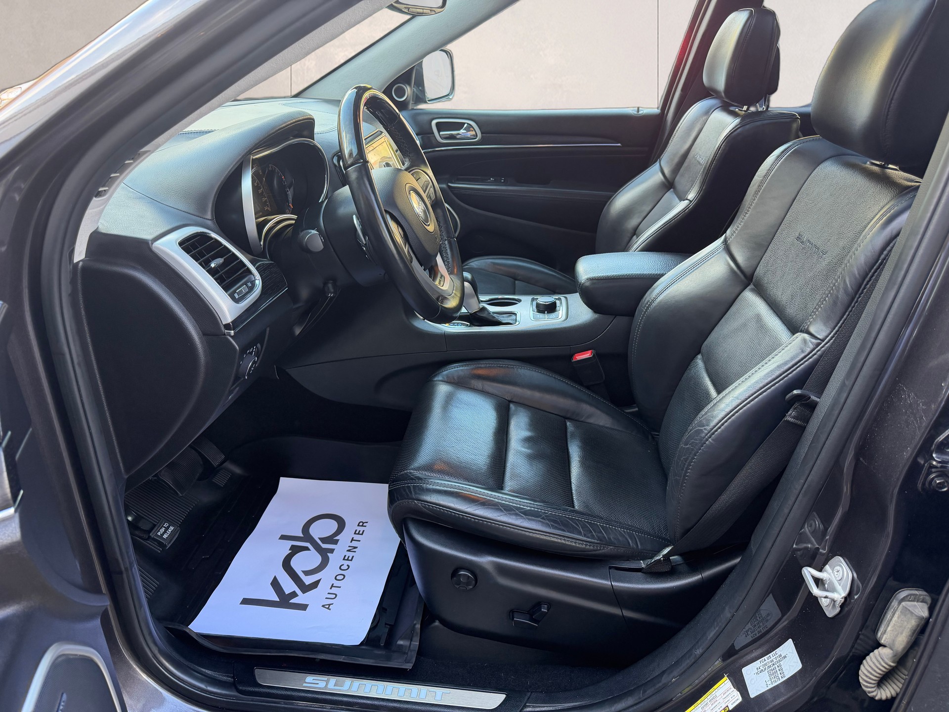 JEEP Grand Cherokee 3.0 CRD Summit Automatic-image-15