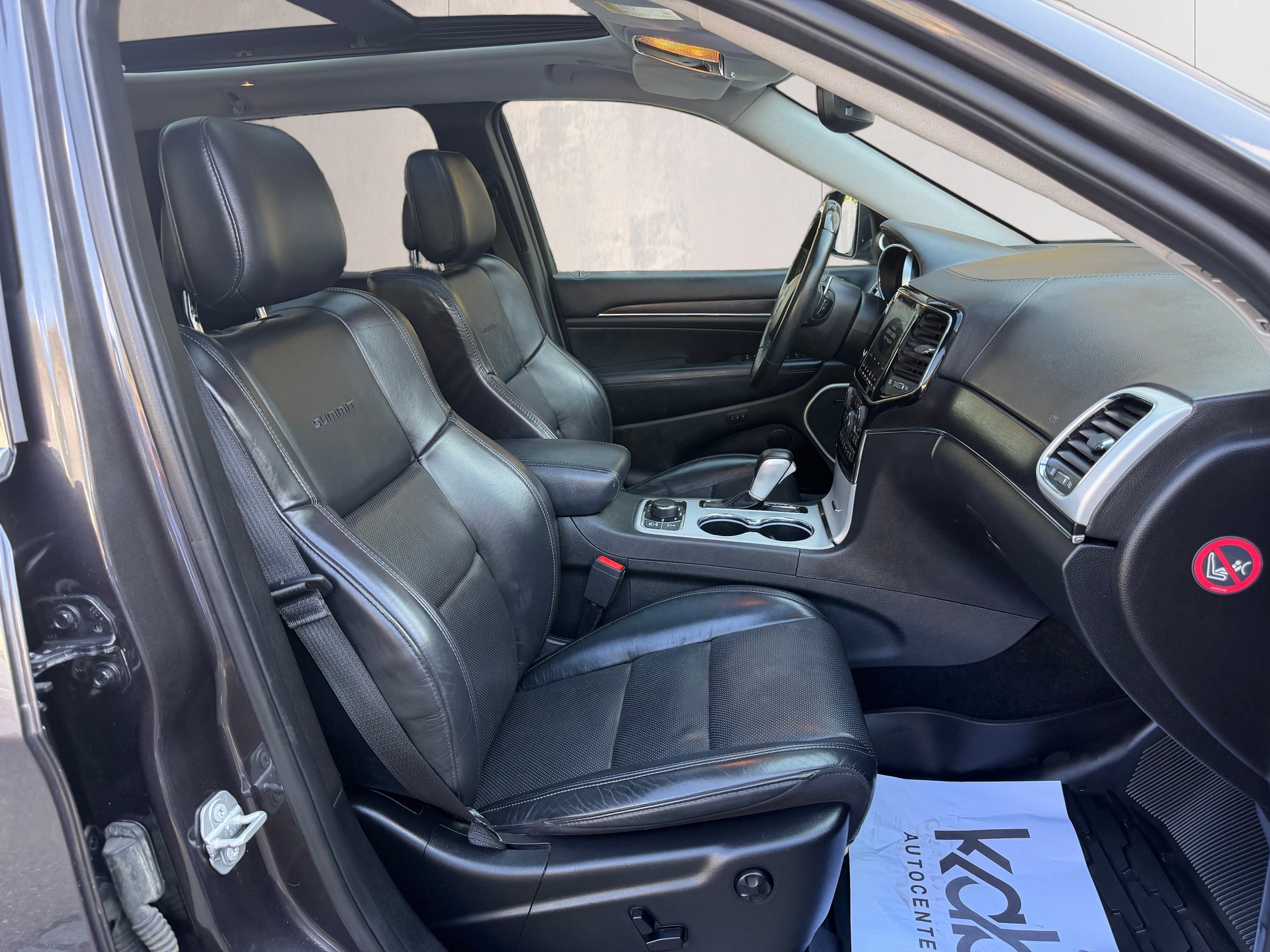 JEEP Grand Cherokee 3.0 CRD Summit Automatic-image-16