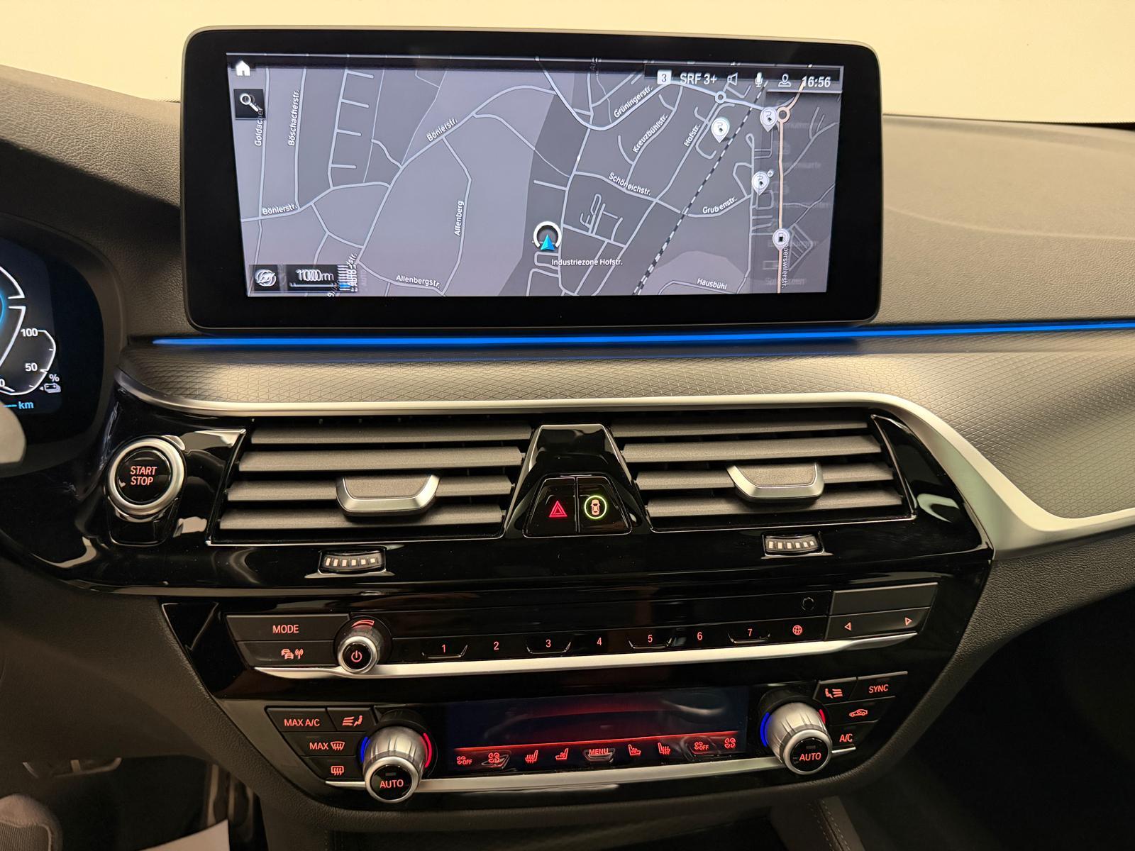 BMW 530e xDrive SAG Touring-image-17