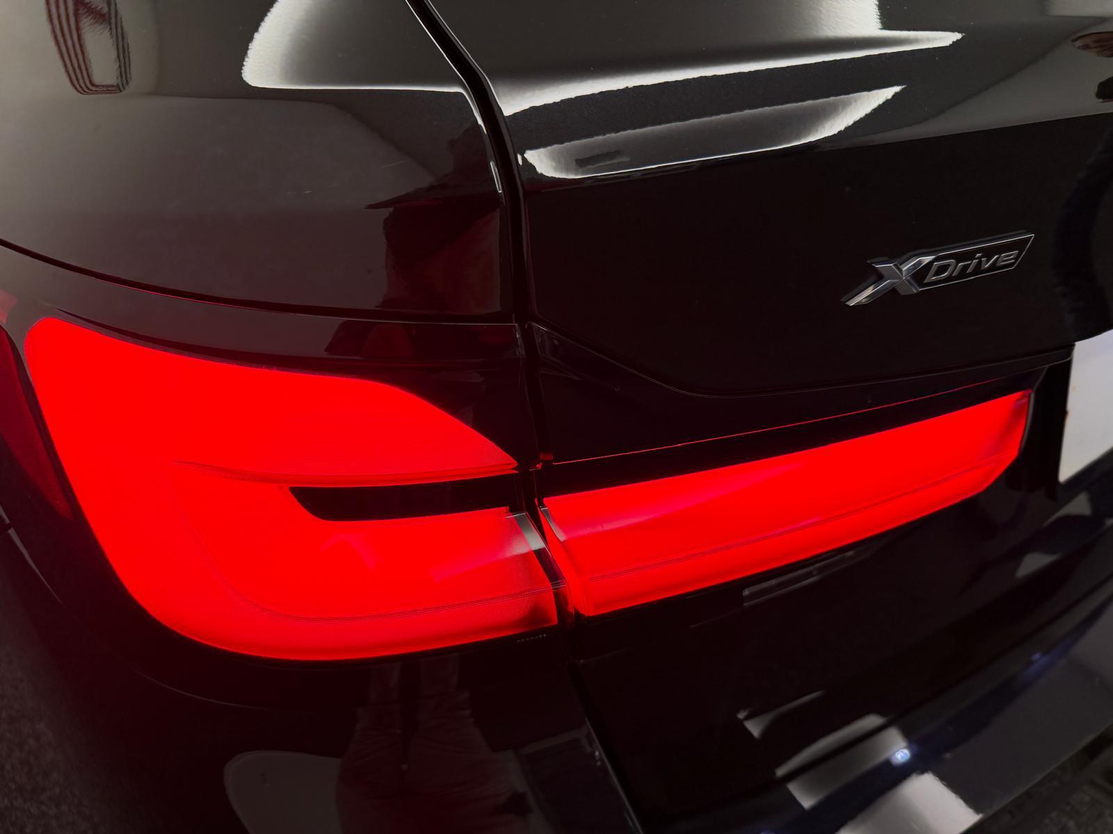 BMW 530e xDrive SAG Touring-image-7
