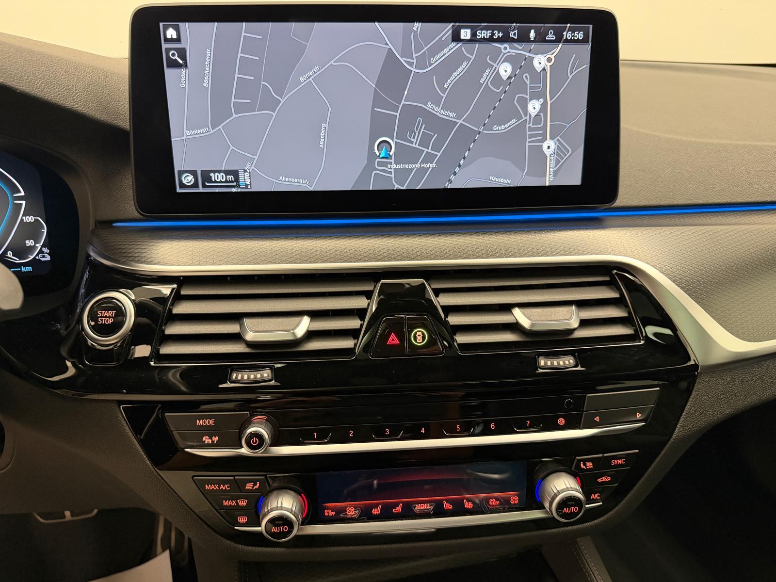 BMW 530e xDrive SAG Touring-image-18