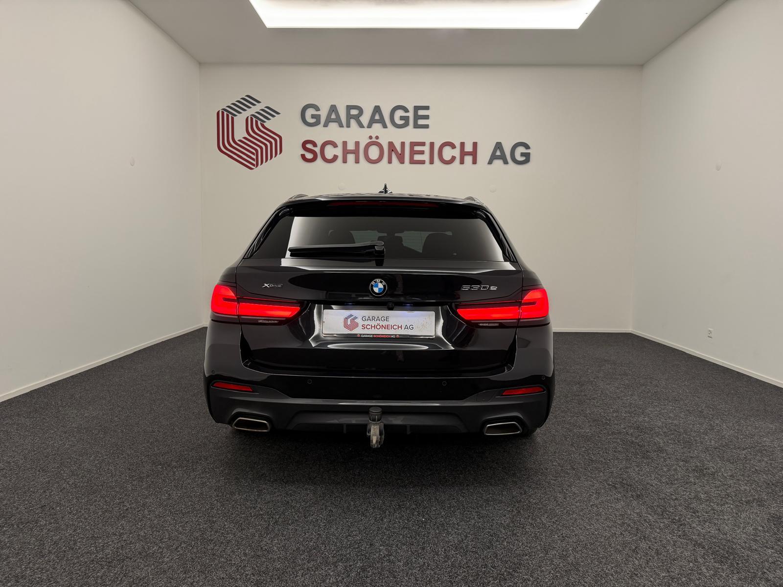 BMW 530e xDrive SAG Touring-image-4