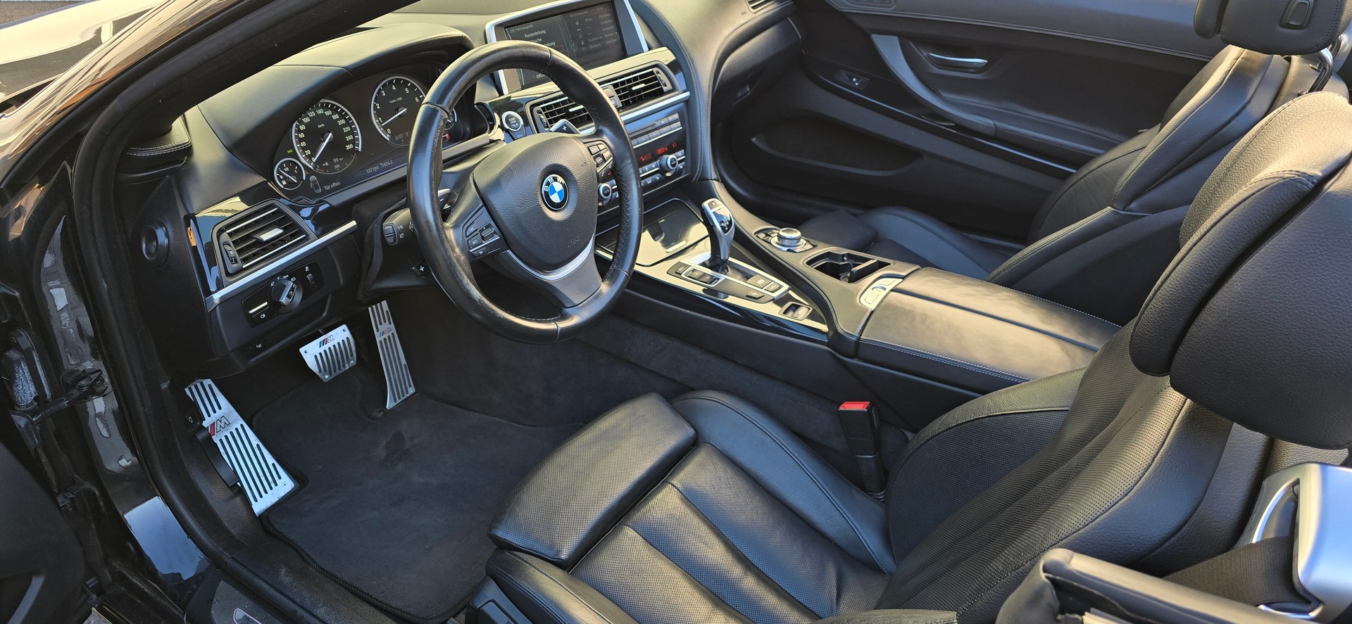 BMW 650i Cabrio-image-7