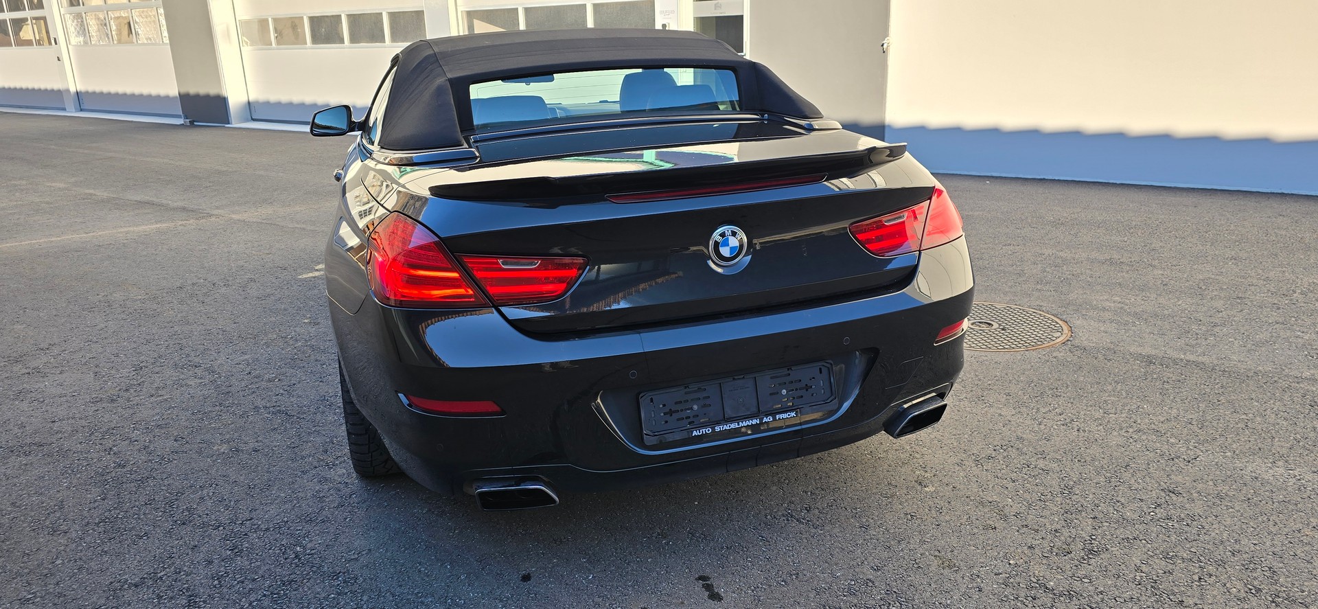 BMW 650i Cabrio-image-4
