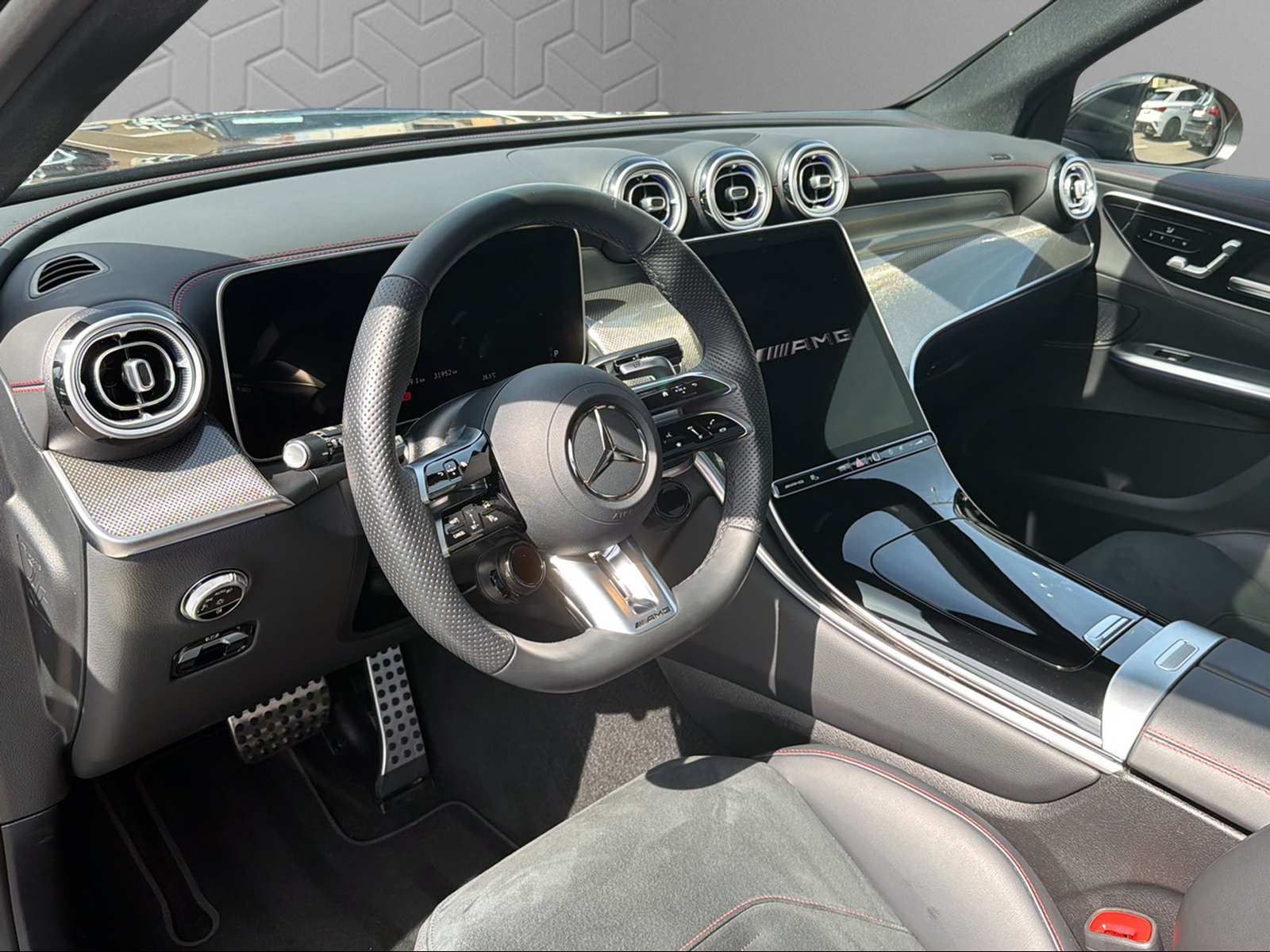 MERCEDES-BENZ GLC 43 AMG Executive Edition 4Matic 9G-Tronic-image-11