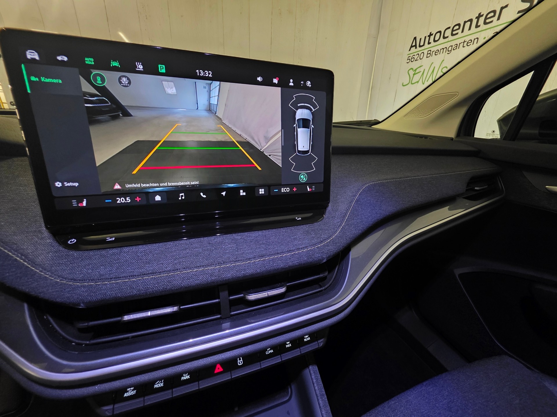 SKODA Elroq 85-image-15