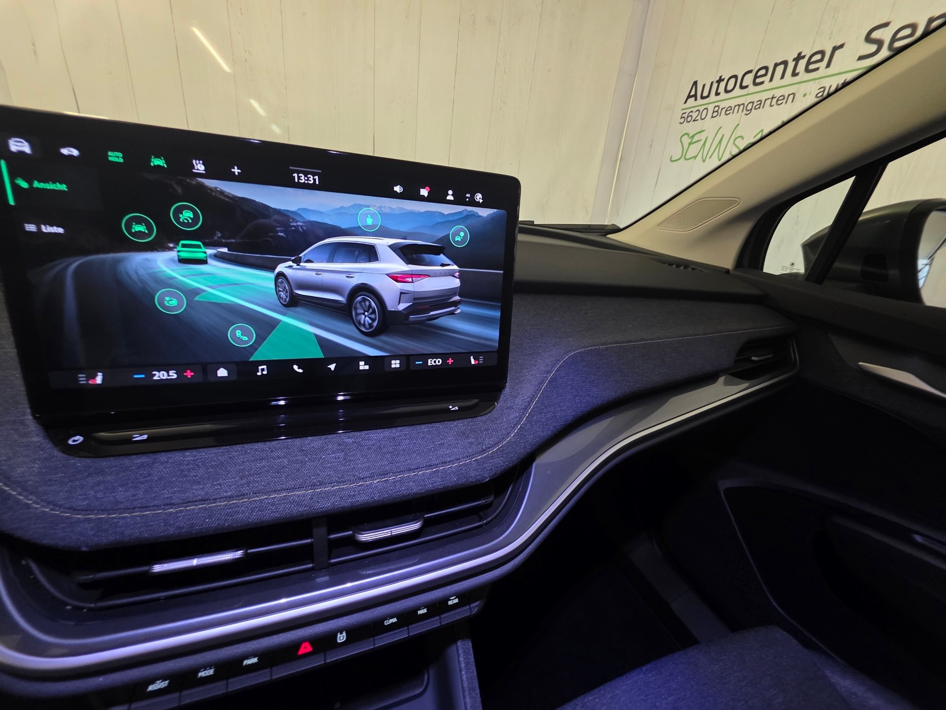 SKODA Elroq 85-image-14