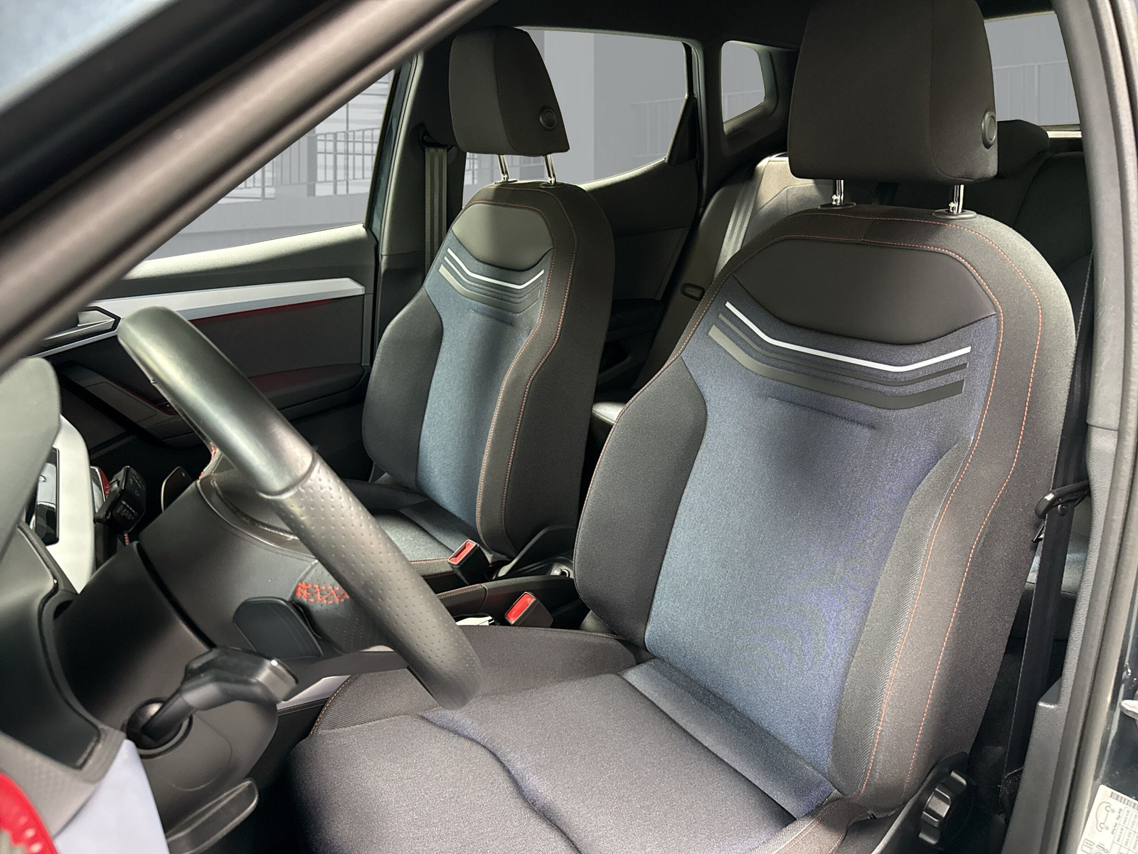 SEAT Arona 1.0 TSI Eco FR DSG-image-12