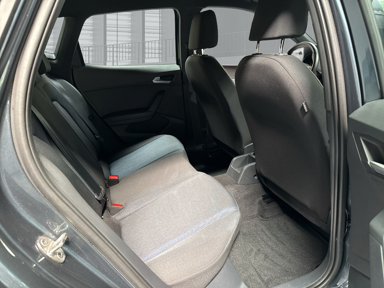 SEAT Arona 1.0 TSI Eco FR DSG-image-14