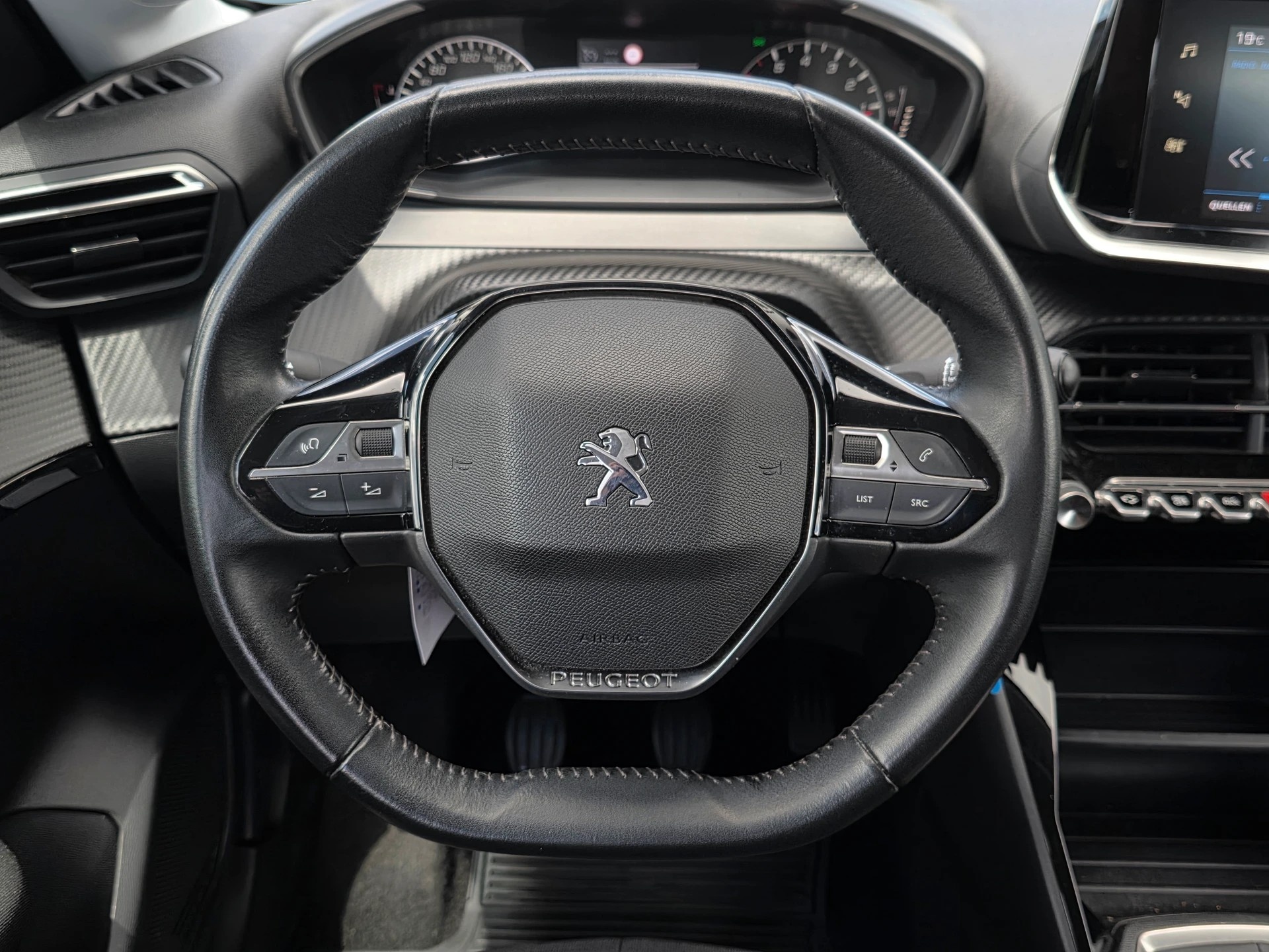 PEUGEOT 208 1.5 BlueHDi Active Pack * CH-Fahrzeug * Frisch ab MFK *-image-11