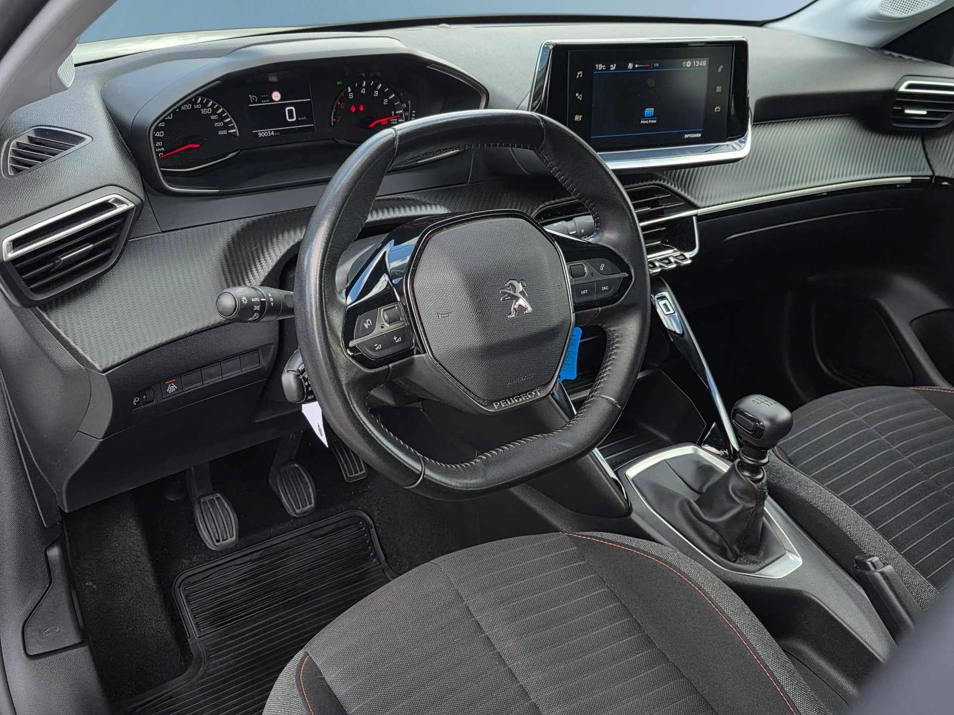 PEUGEOT 208 1.5 BlueHDi Active Pack * CH-Fahrzeug * Frisch ab MFK *-image-7