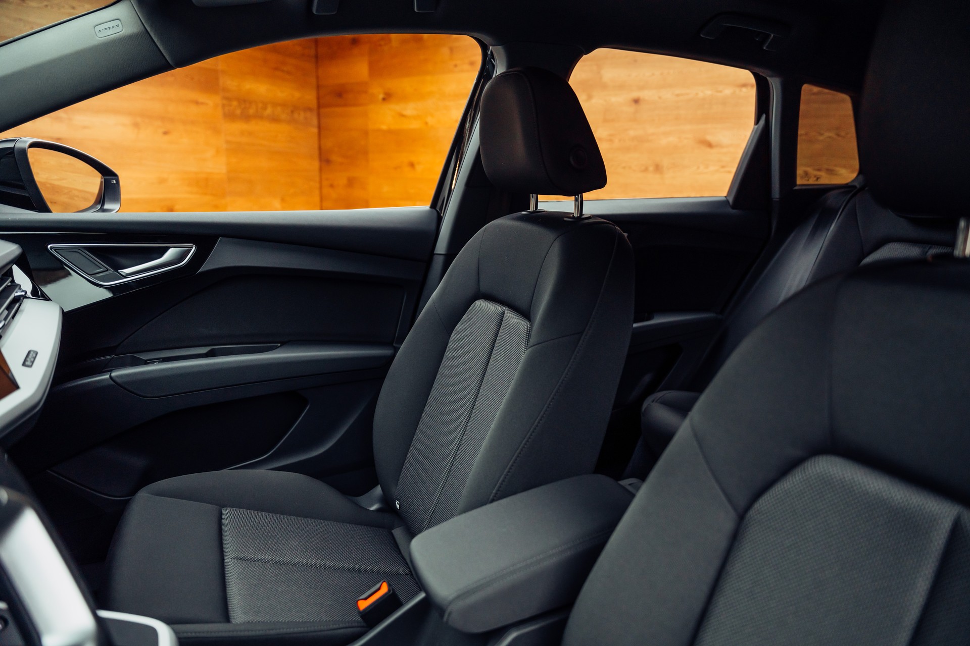 AUDI Q4 e-tron 35-image-7