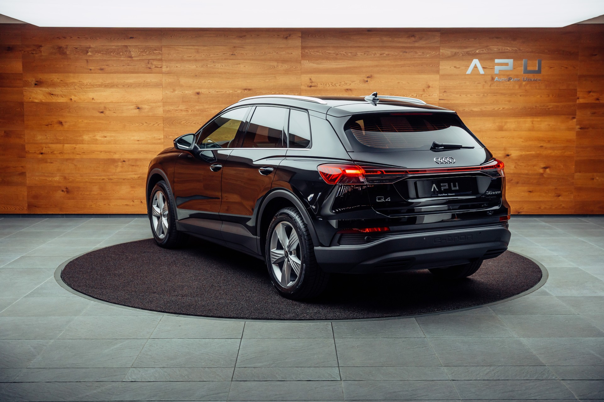 AUDI Q4 e-tron 35-image-1