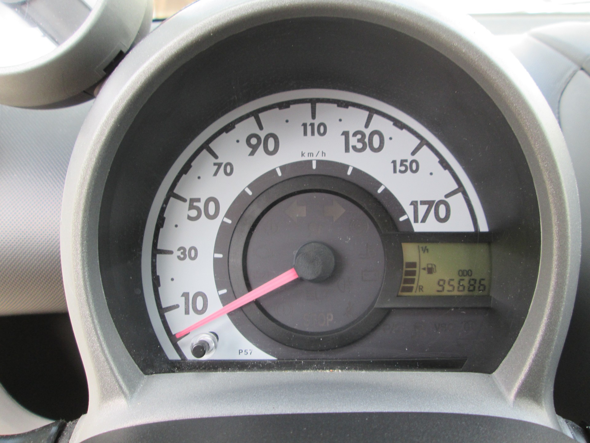 CITROEN C1 1.0i SX-image-12