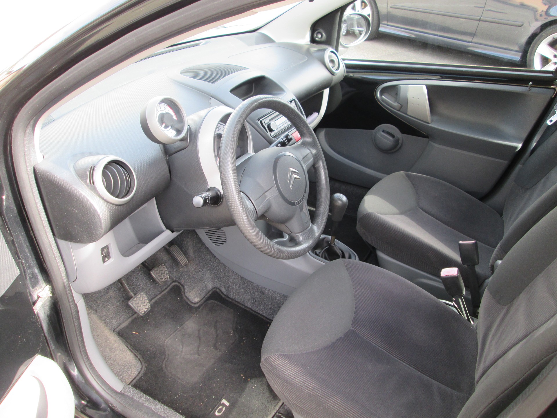 CITROEN C1 1.0i SX-image-7