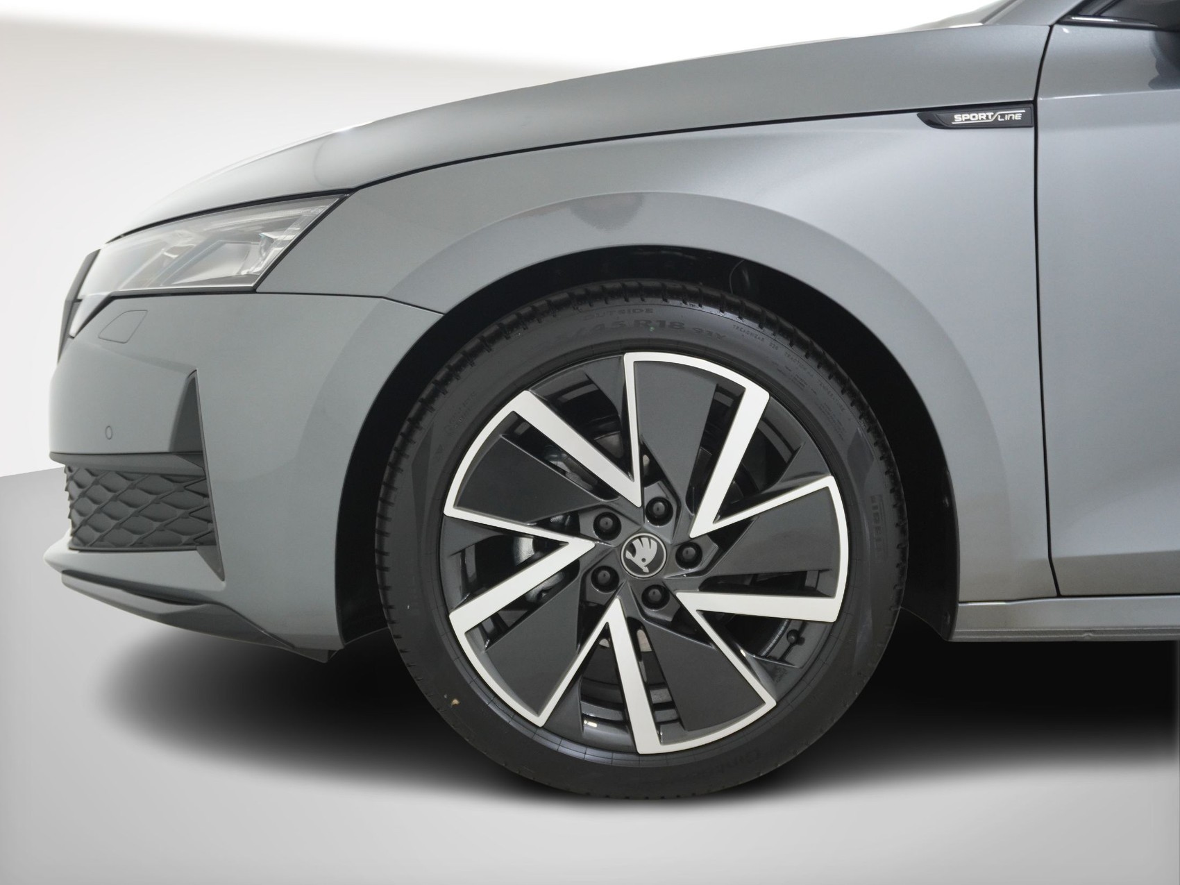 SKODA Octavia 1.5 TSI mHEV SportLine DSG-image-9