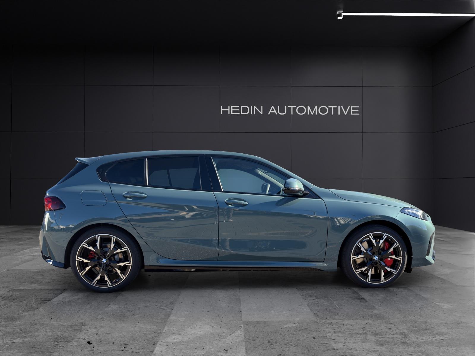 BMW 1er Reihe F70 123 xDrive-image-16