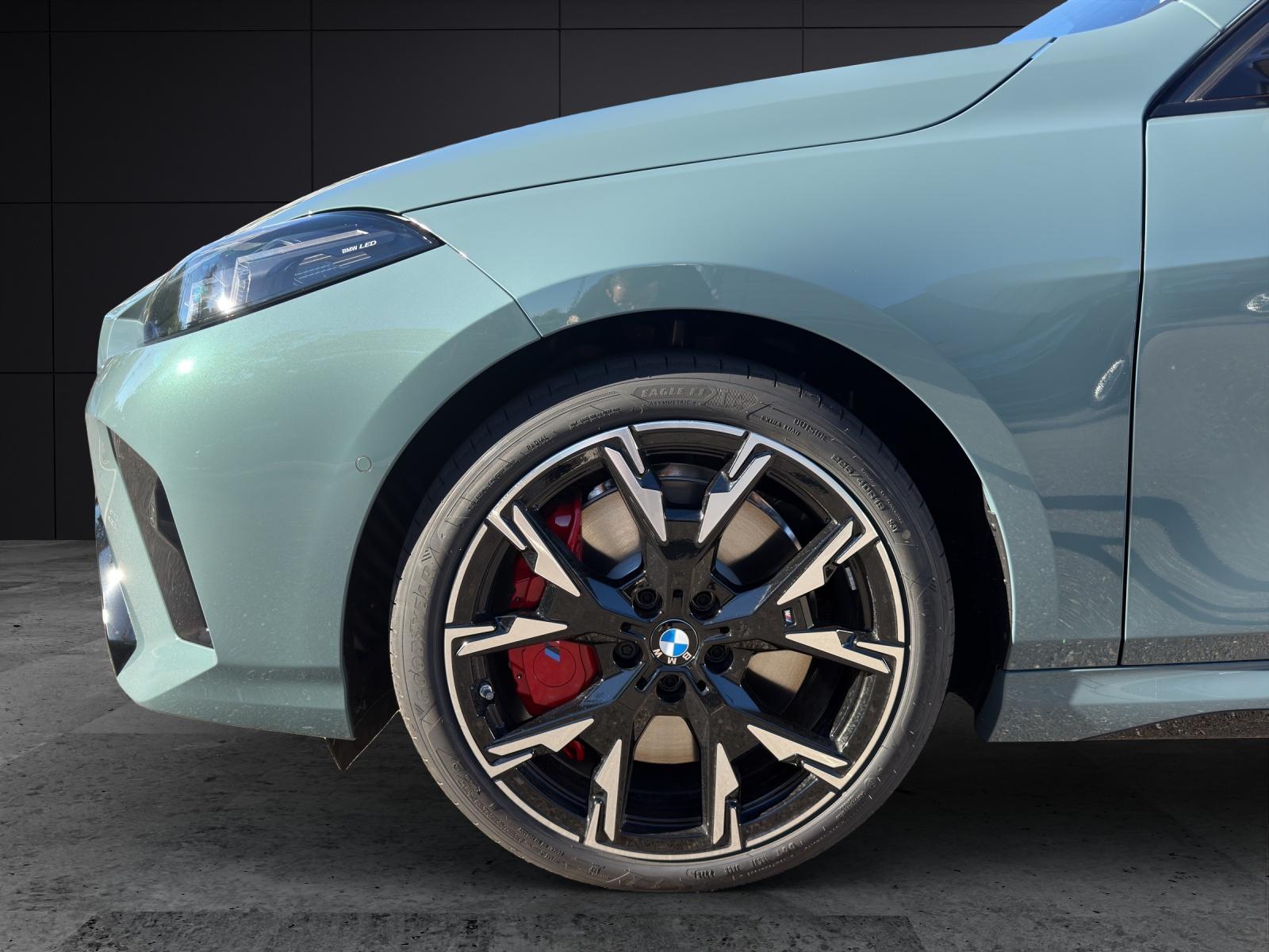 BMW 1er Reihe F70 123 xDrive-image-4