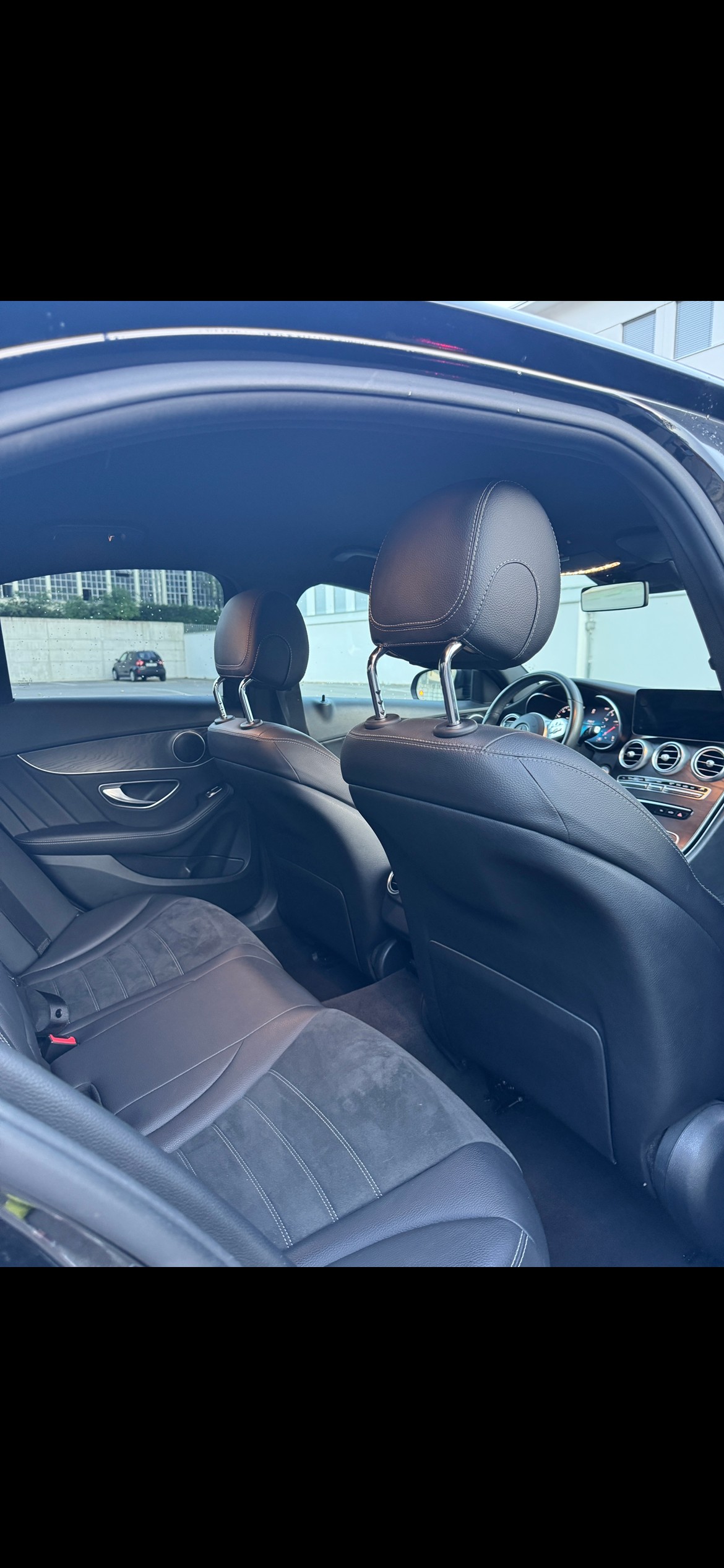 MERCEDES-BENZ C 180 AMG Line-image-3